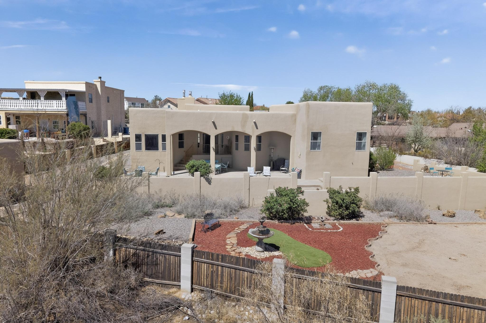 1521 Valley View Drive SW