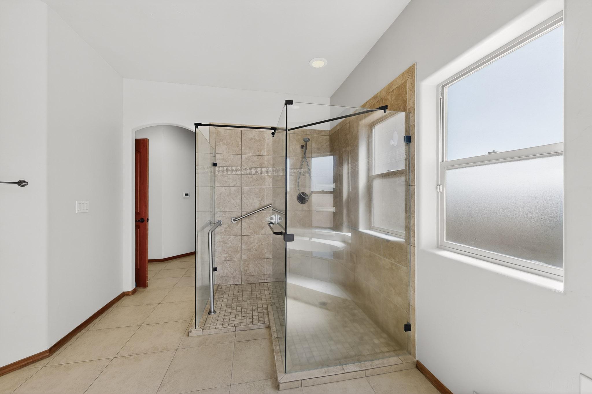 1521 Valley View Drive SW