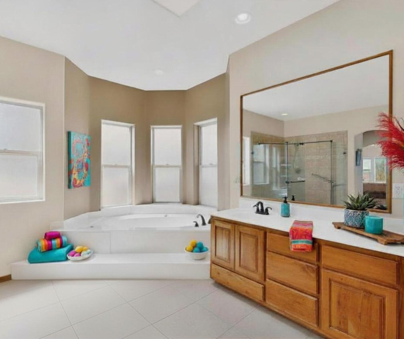 1521 Valley View Drive SW