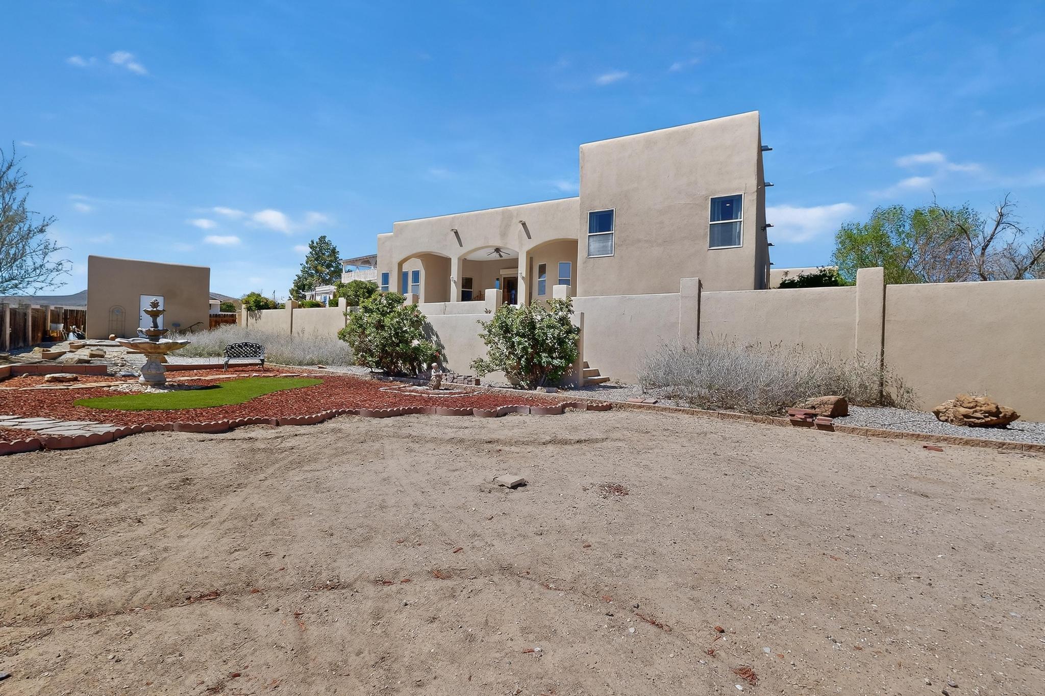 1521 Valley View Drive SW