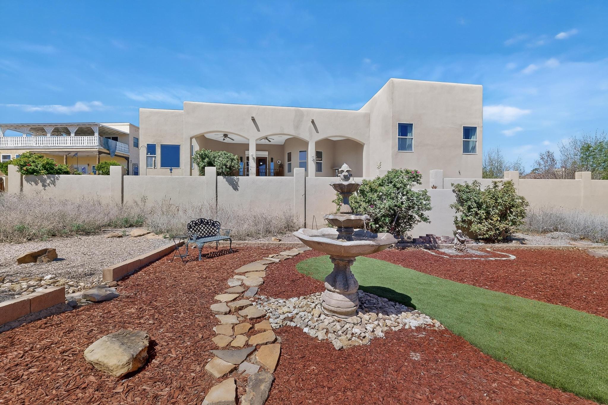 1521 Valley View Drive SW