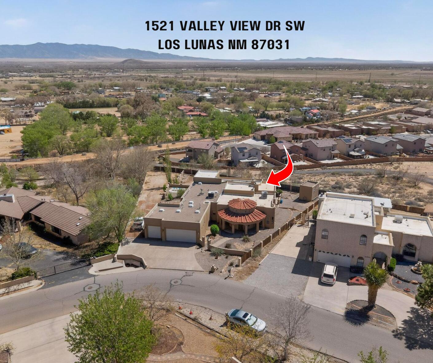 1521 Valley View Drive SW