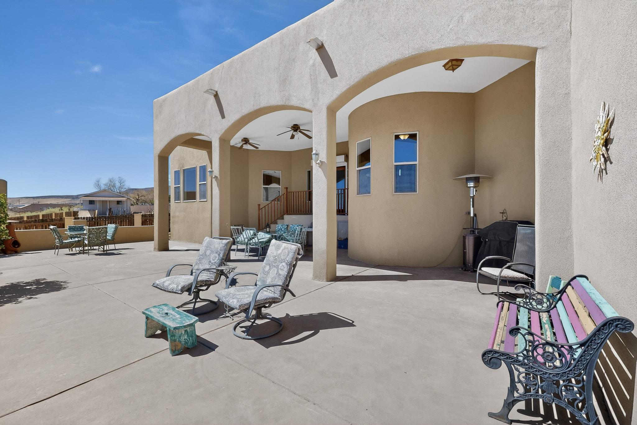 1521 Valley View Drive SW