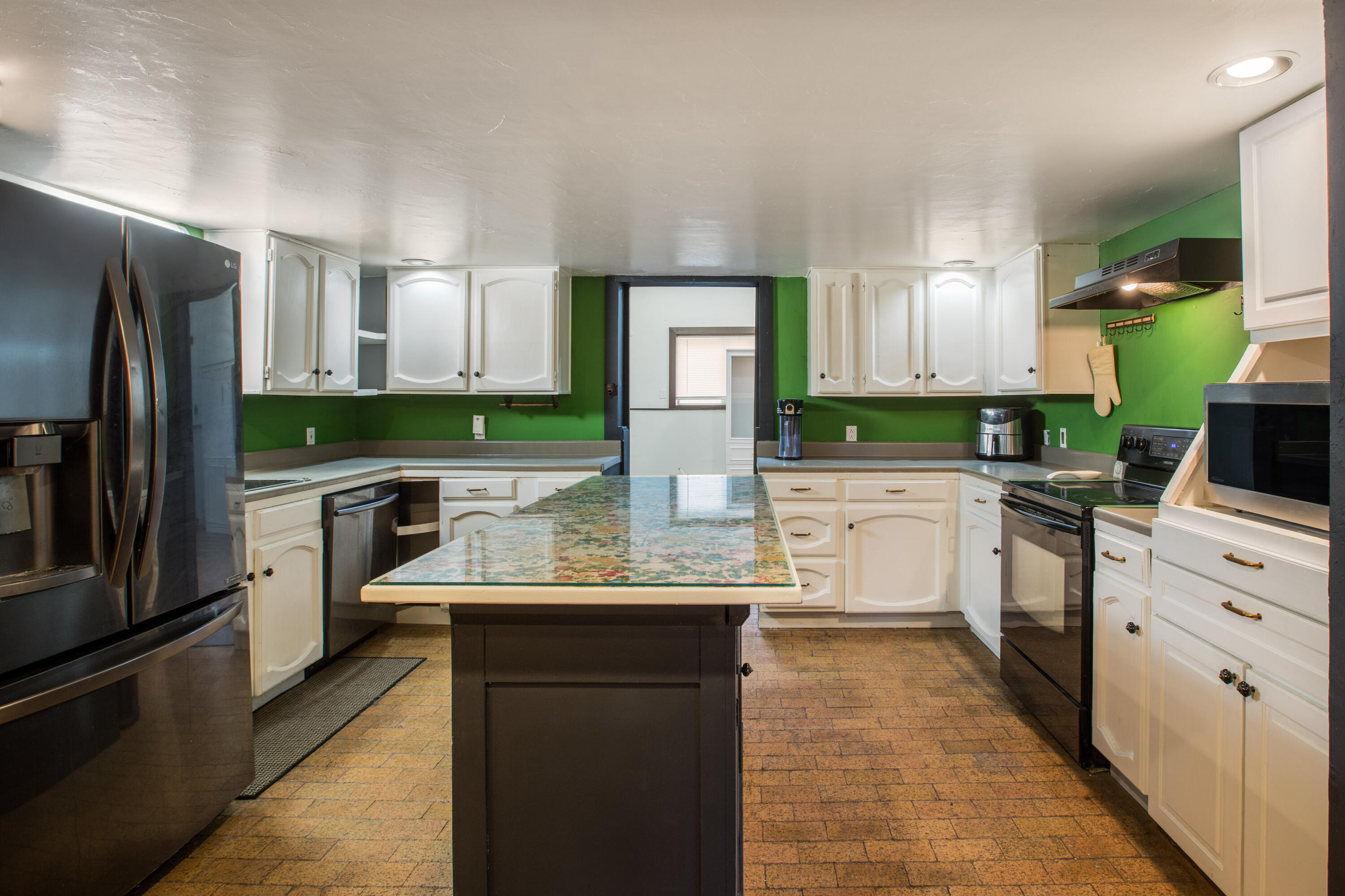 16 Bobolink Lane