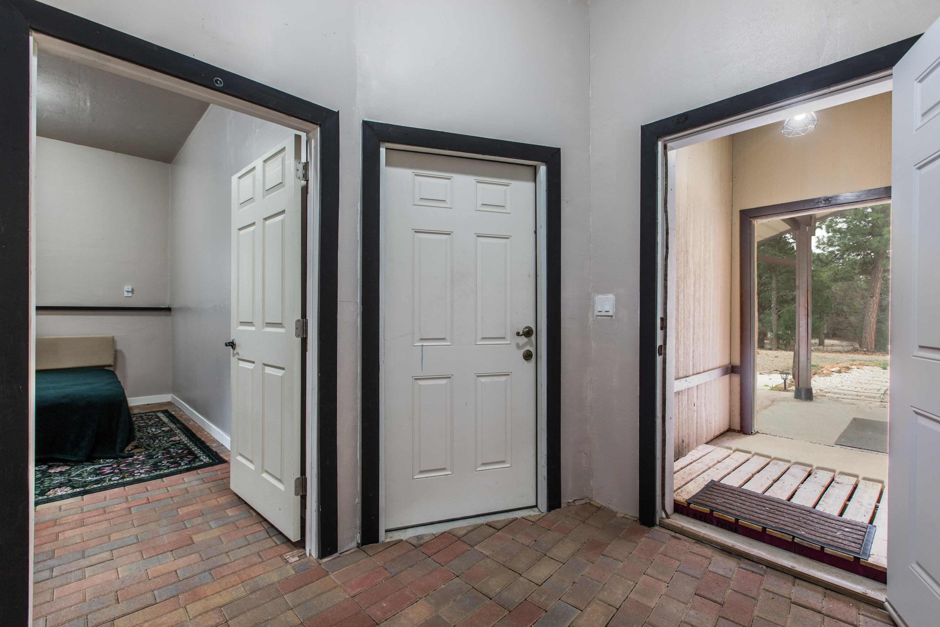 16 Bobolink Lane