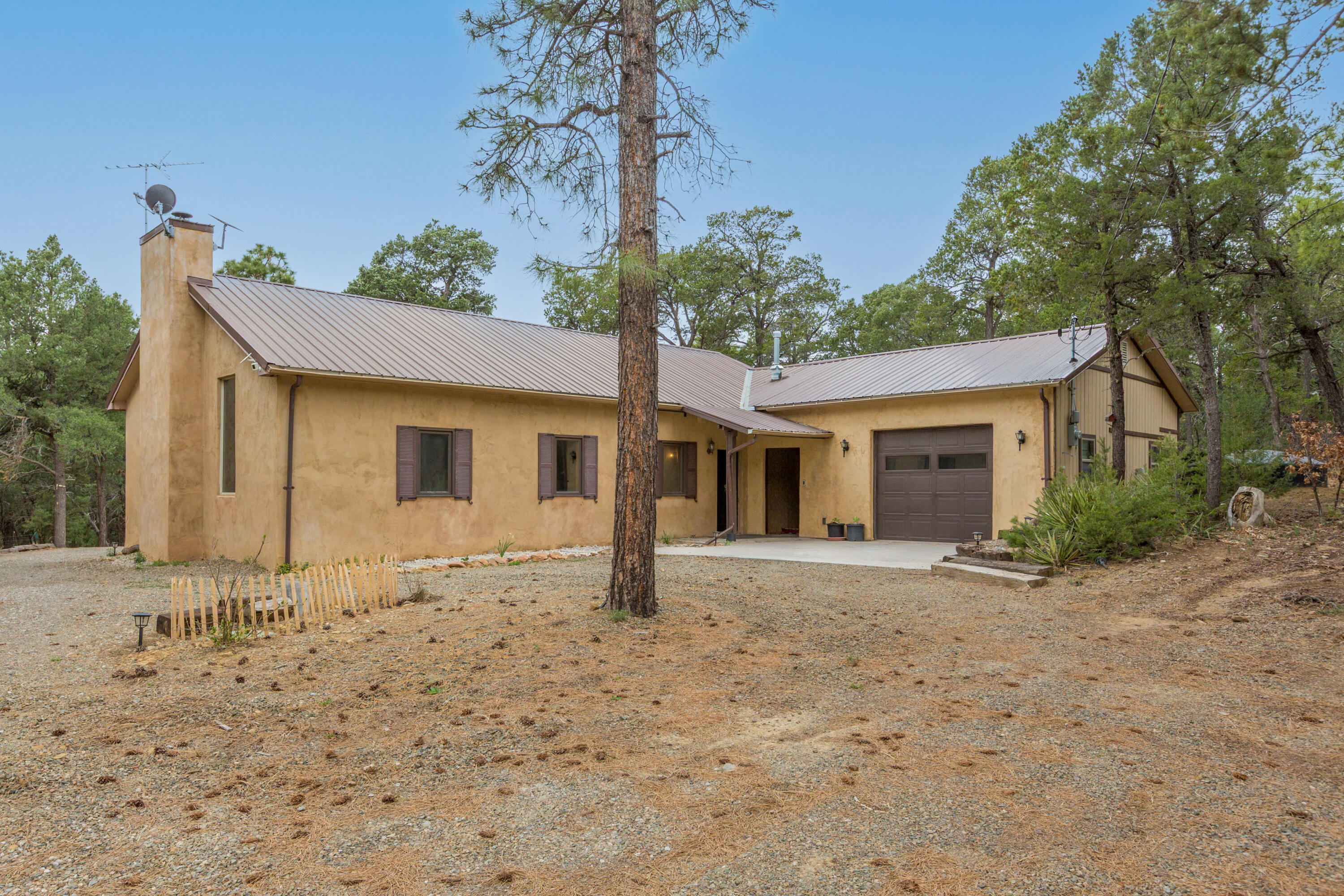 16 Bobolink Lane