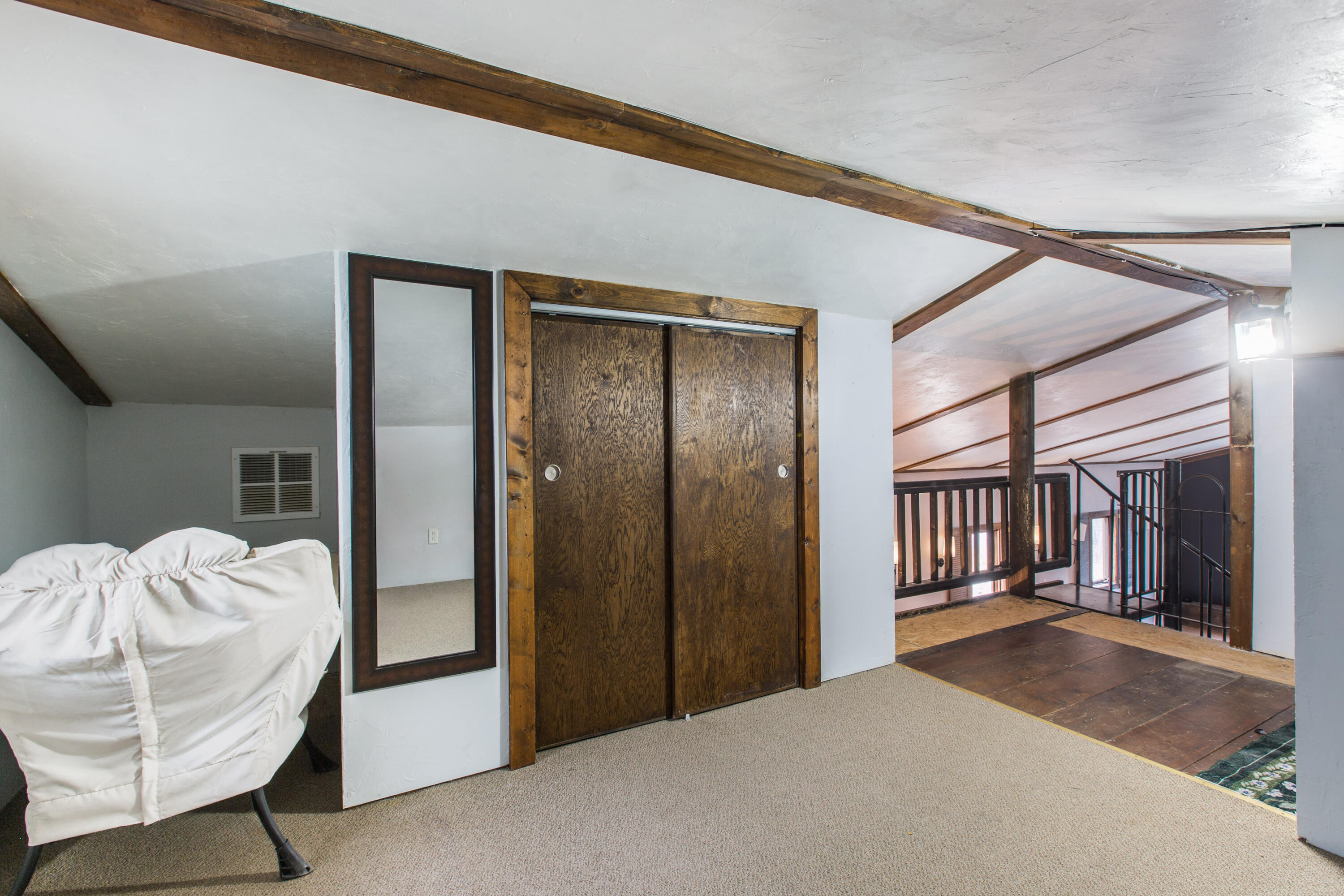16 Bobolink Lane