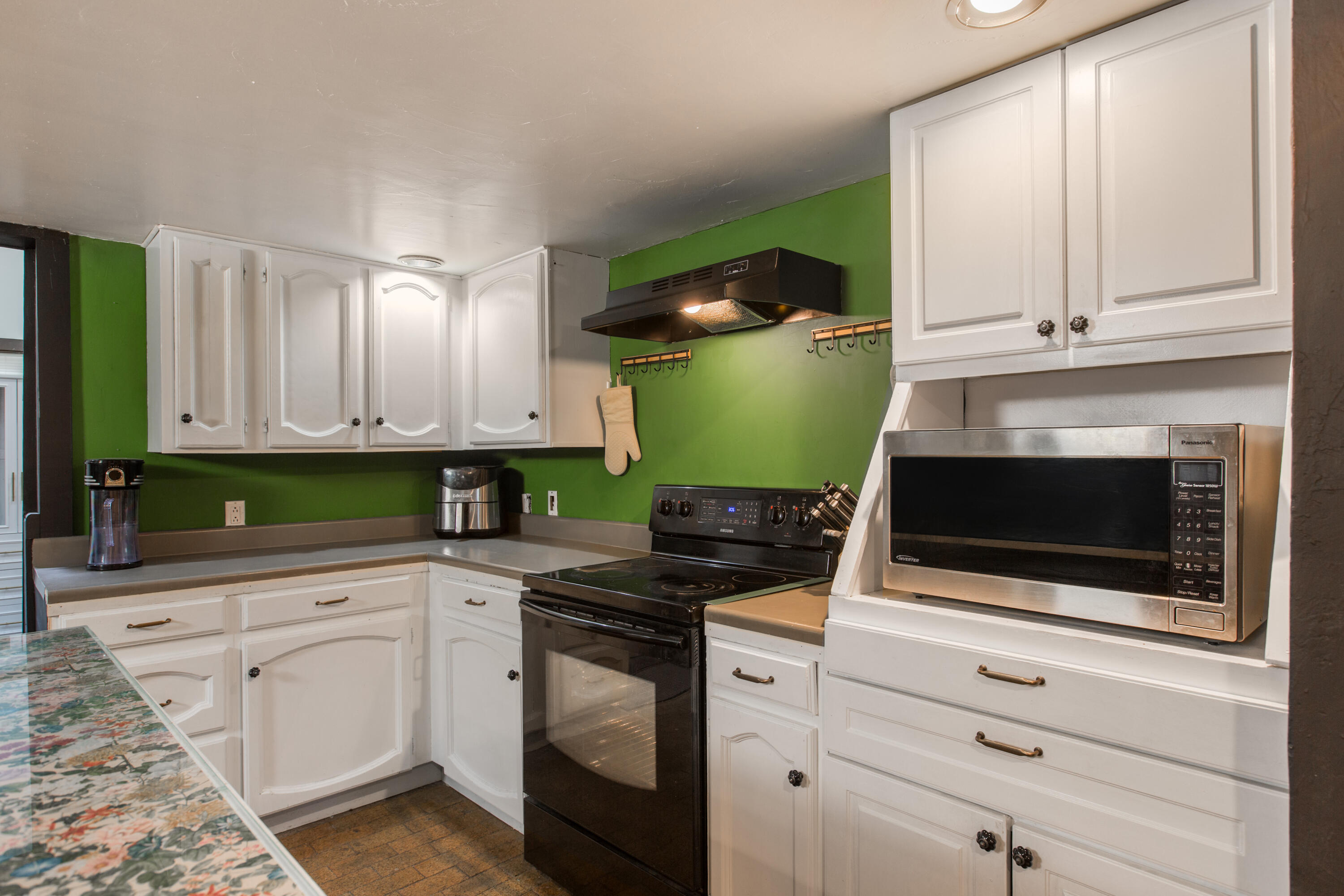 16 Bobolink Lane
