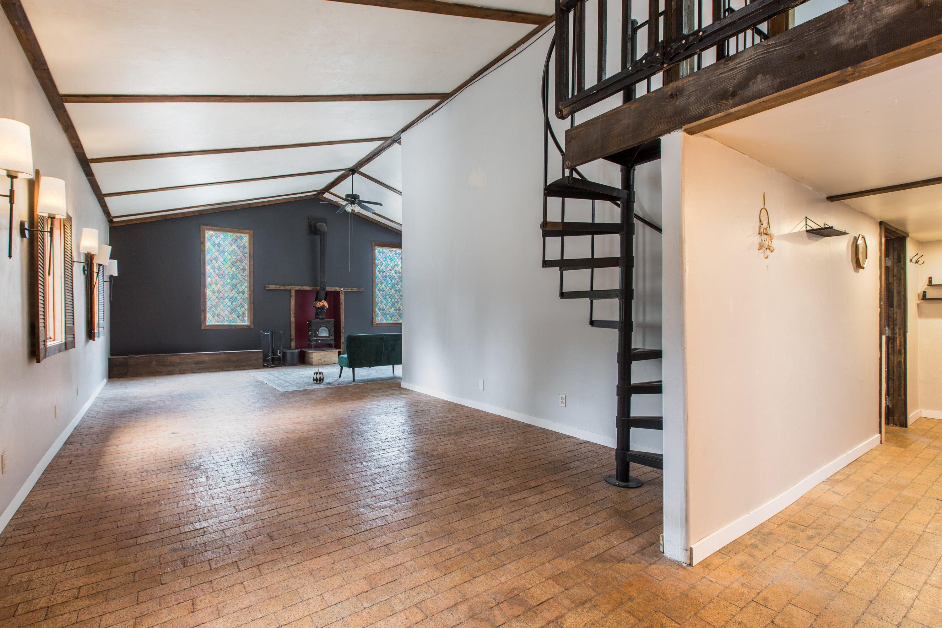 16 Bobolink Lane