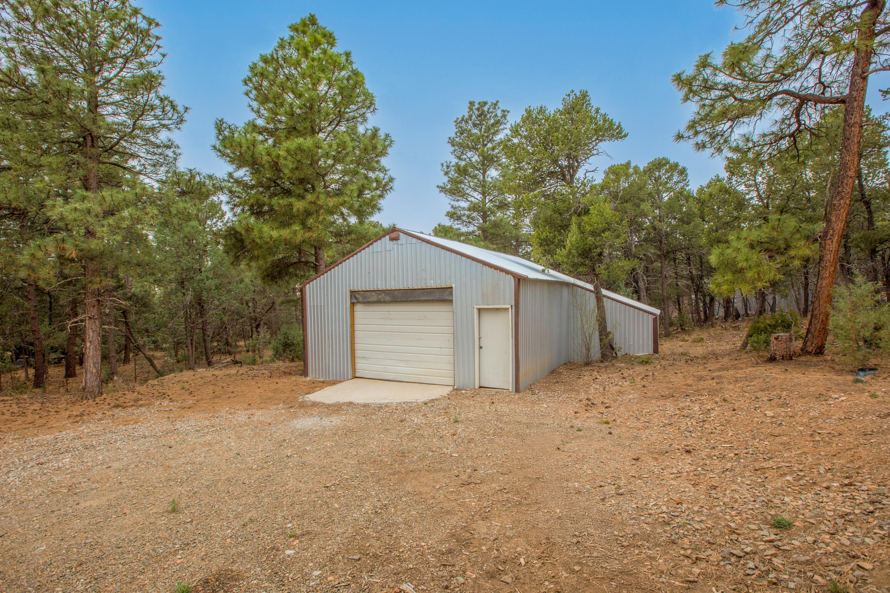 16 Bobolink Lane