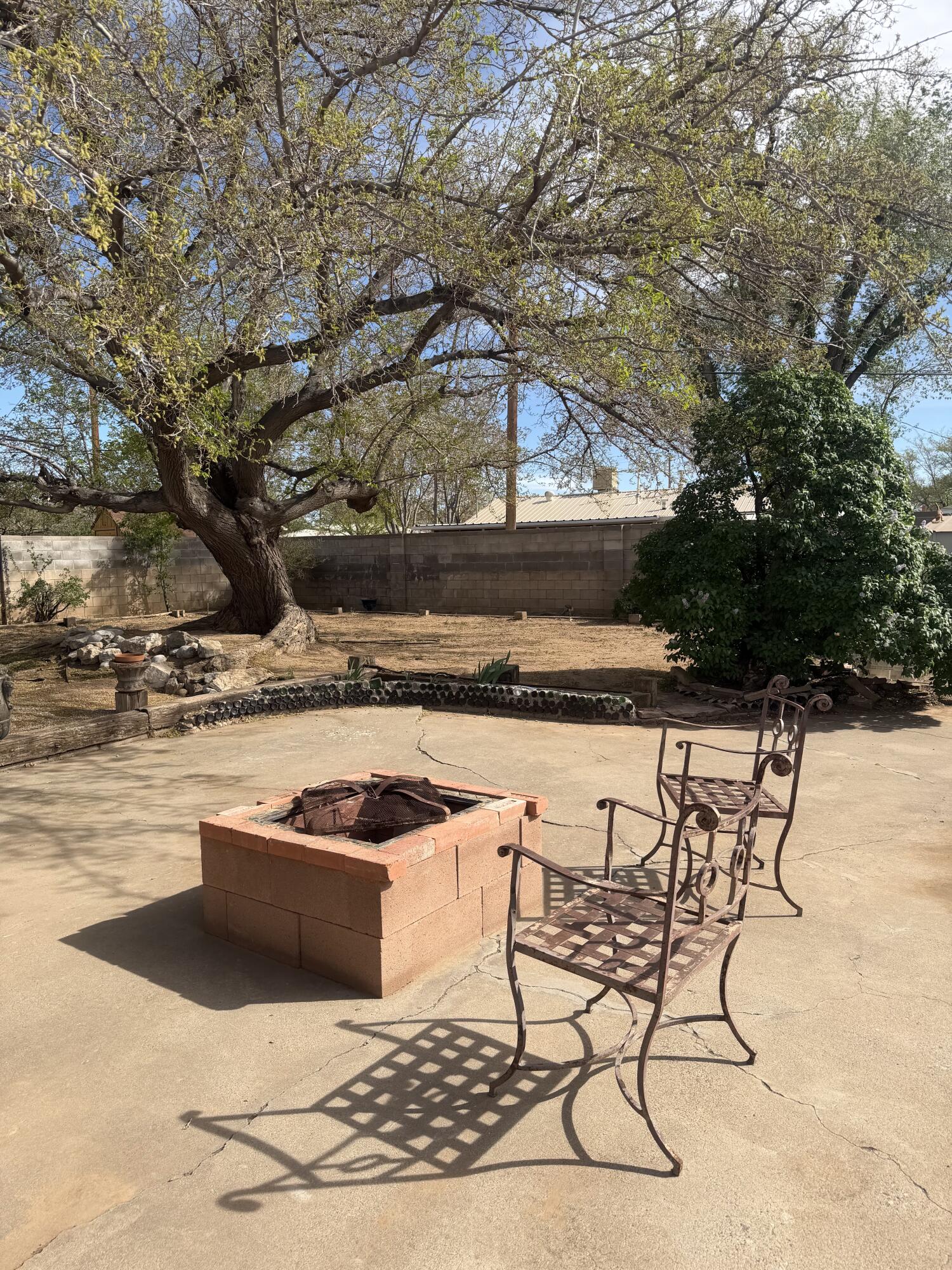 9018 Phoenix Avenue NE