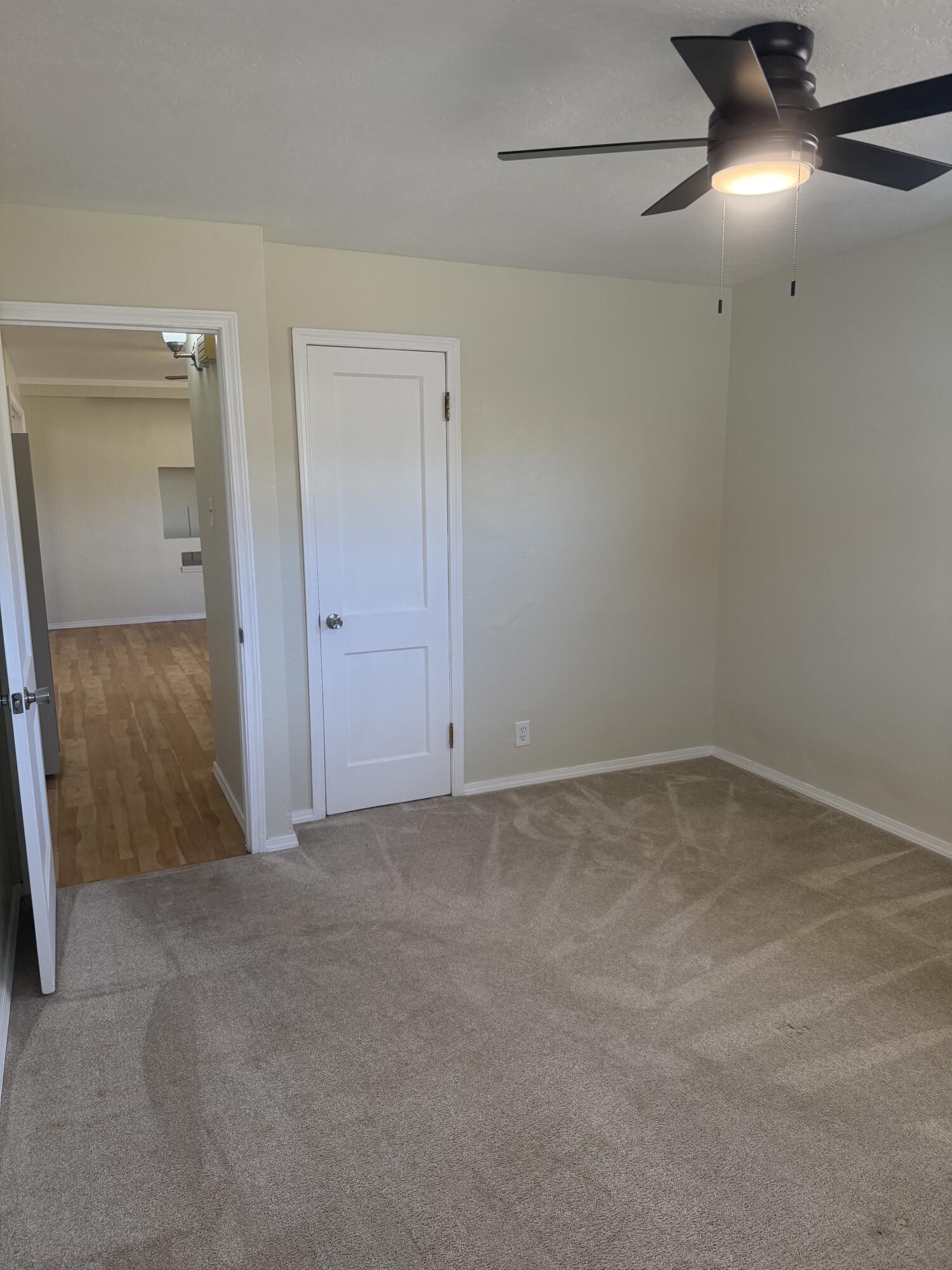 9018 Phoenix Avenue NE