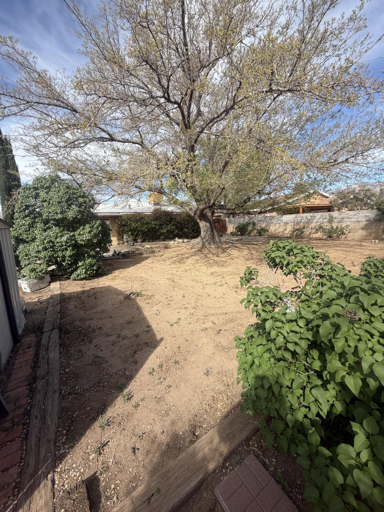 9018 Phoenix Avenue NE