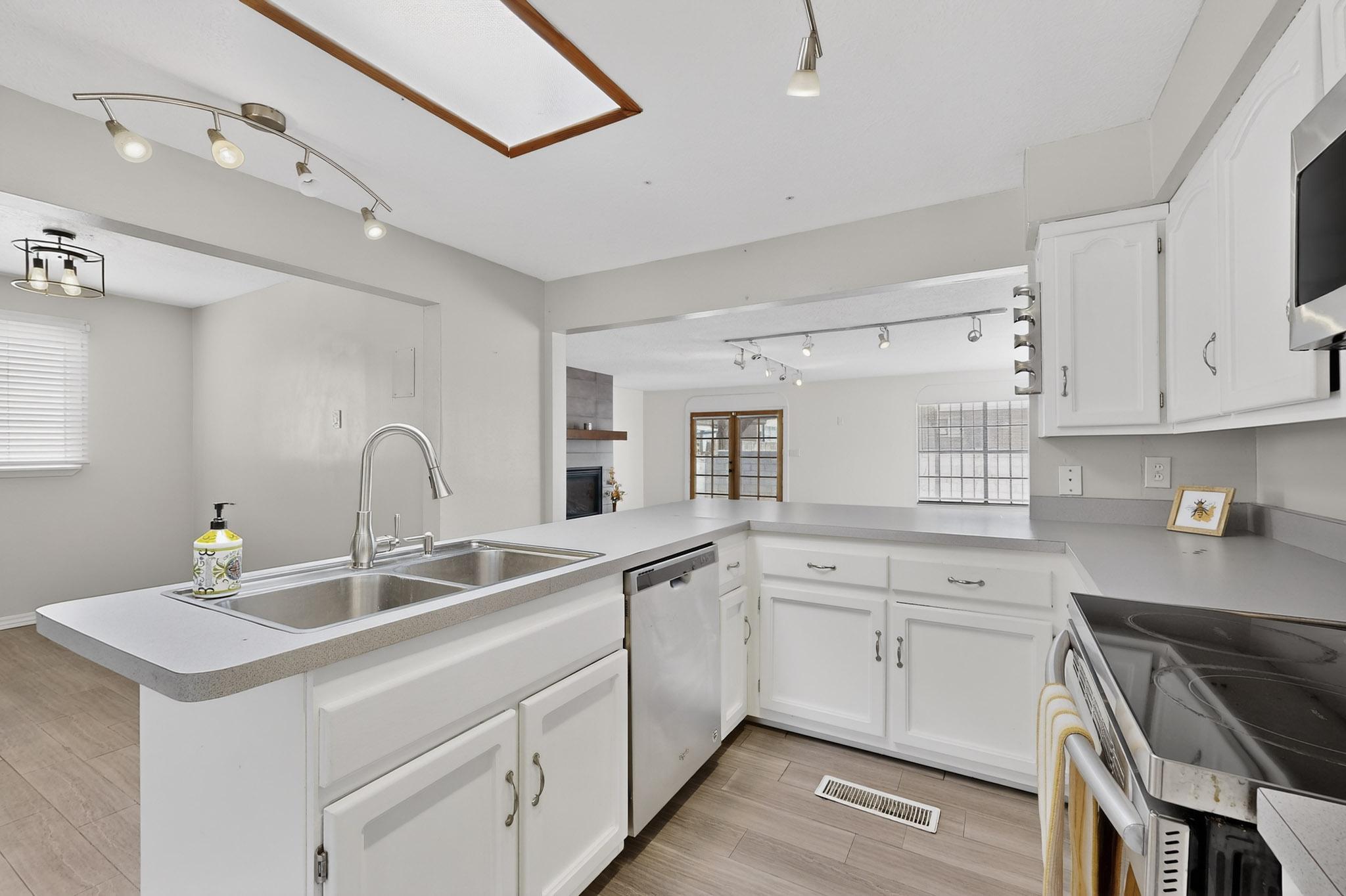 1820 Indiana Street NE