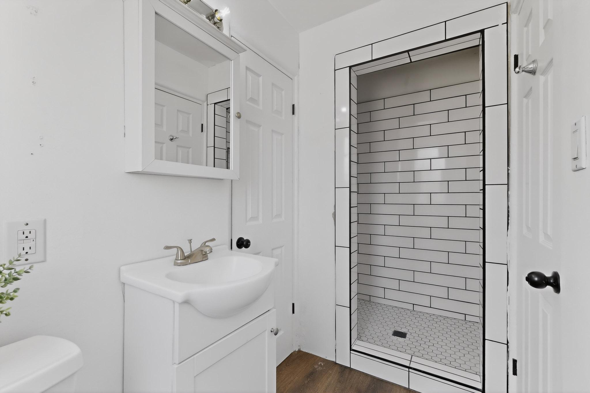 1820 Indiana Street NE