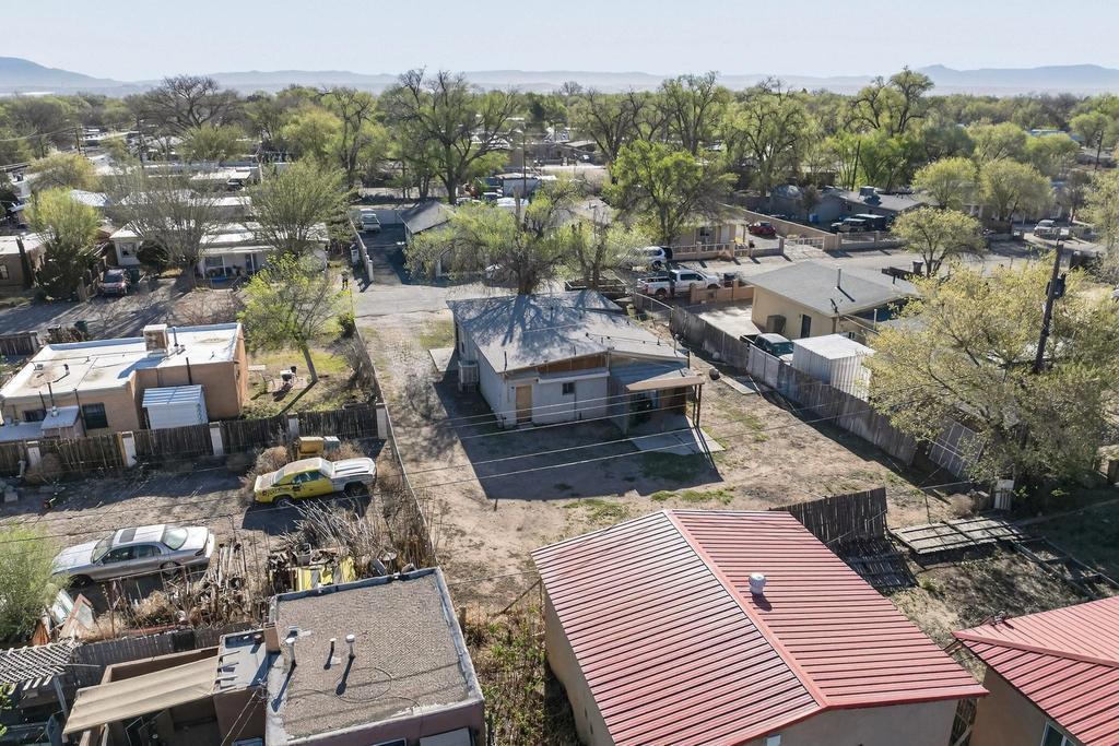 105 Barcelona Circle SW