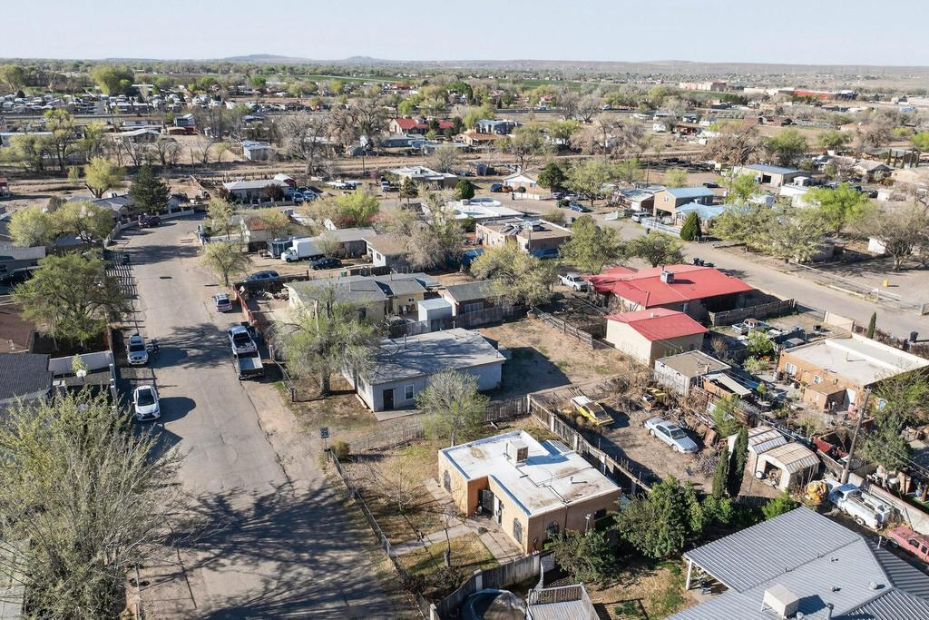 105 Barcelona Circle SW