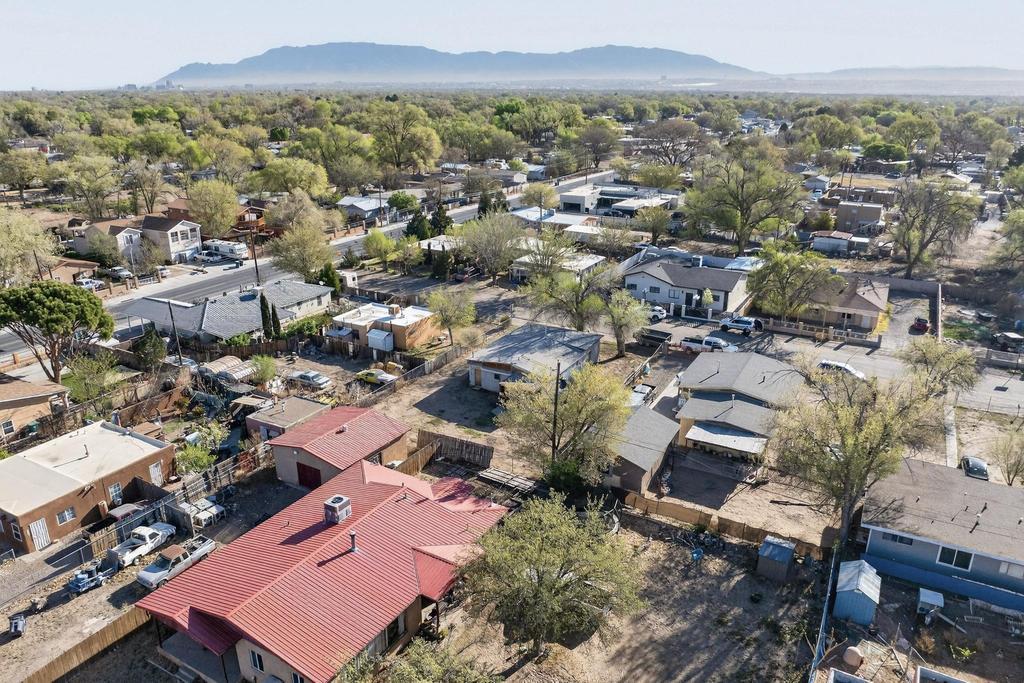 105 Barcelona Circle SW