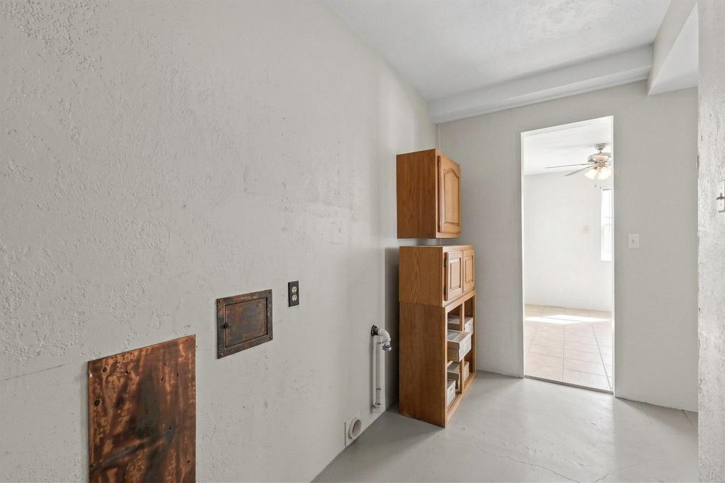 105 Barcelona Circle SW