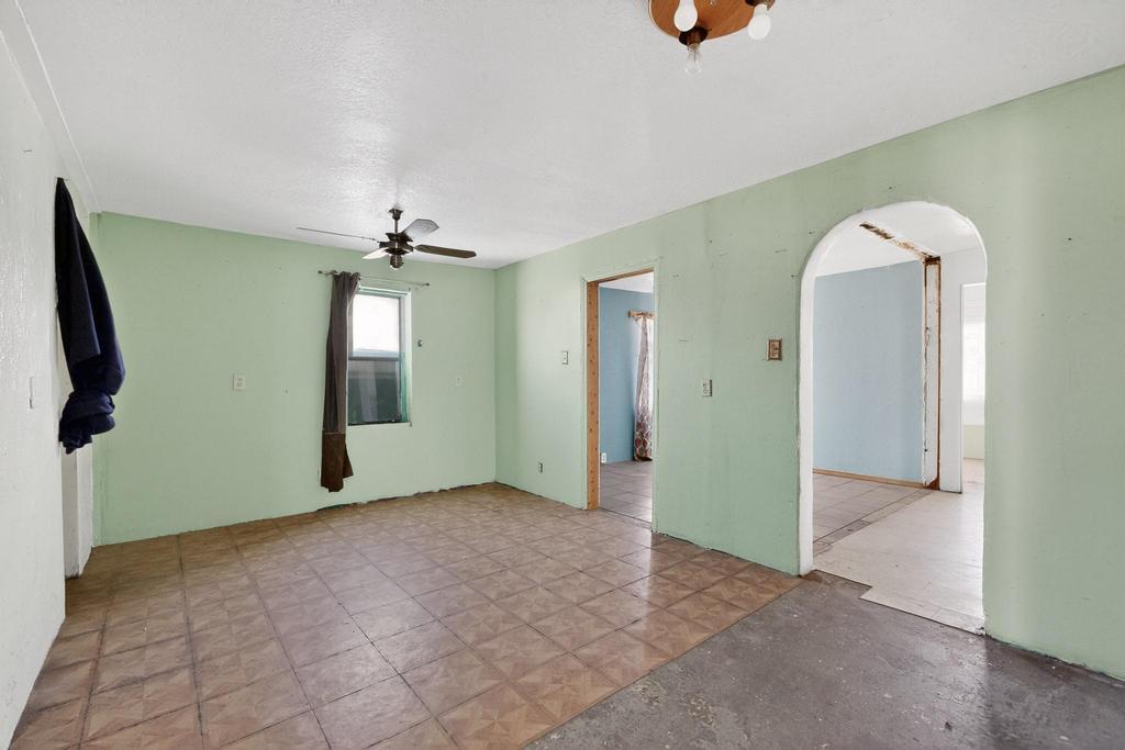 105 Barcelona Circle SW