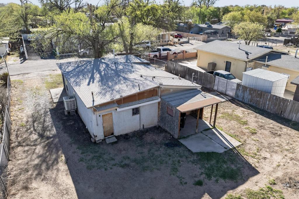 105 Barcelona Circle SW