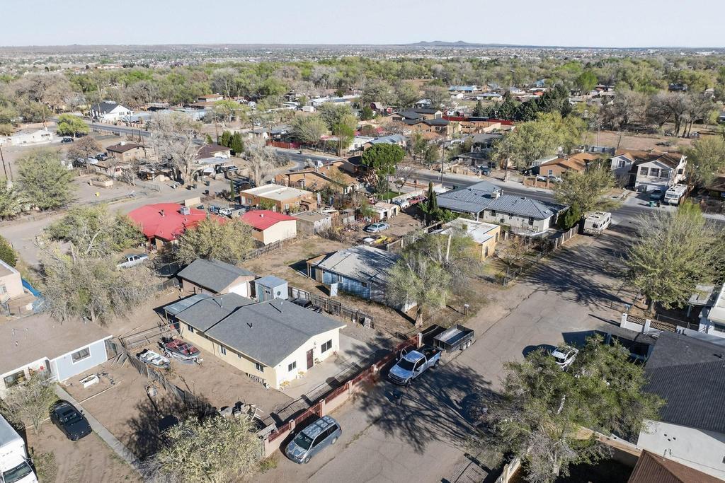 105 Barcelona Circle SW