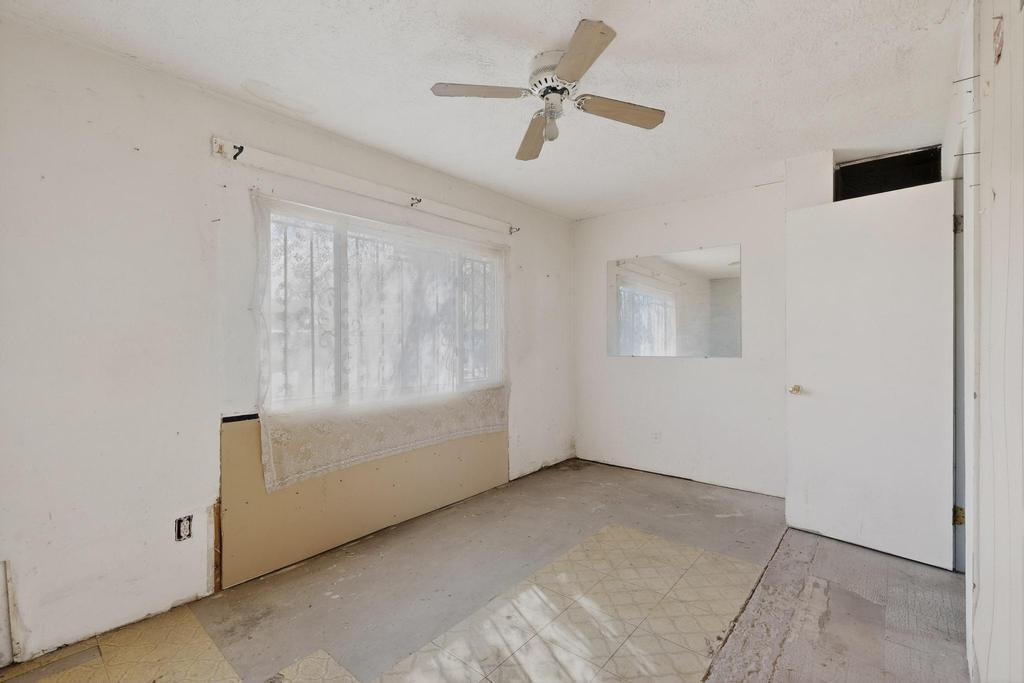 105 Barcelona Circle SW