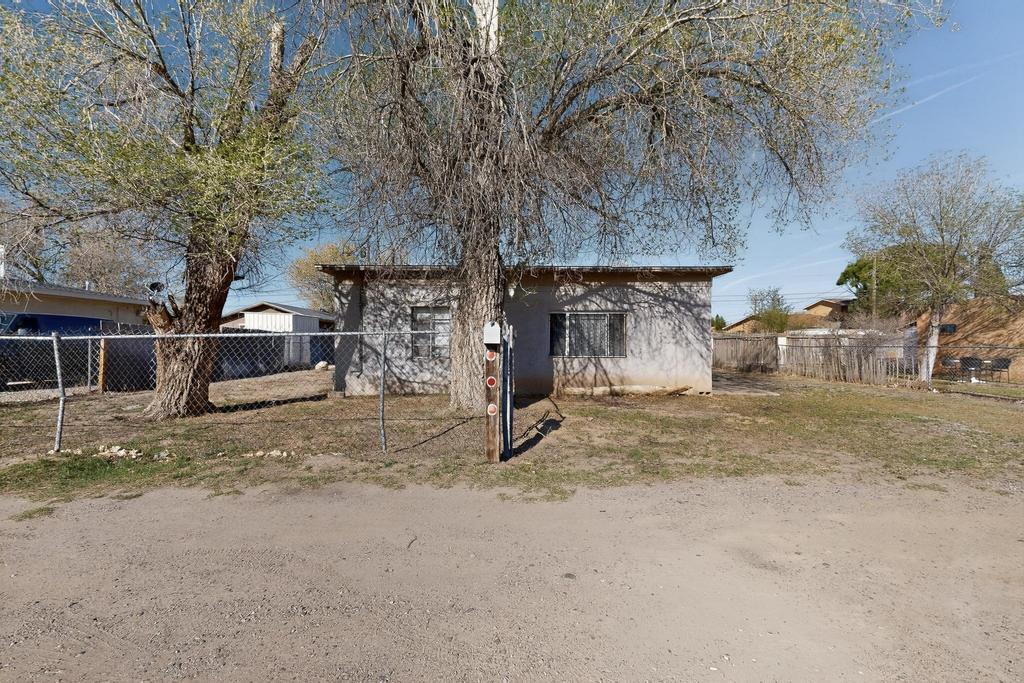 105 Barcelona Circle SW