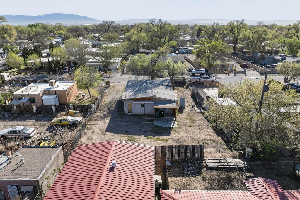 105 Barcelona Circle SW