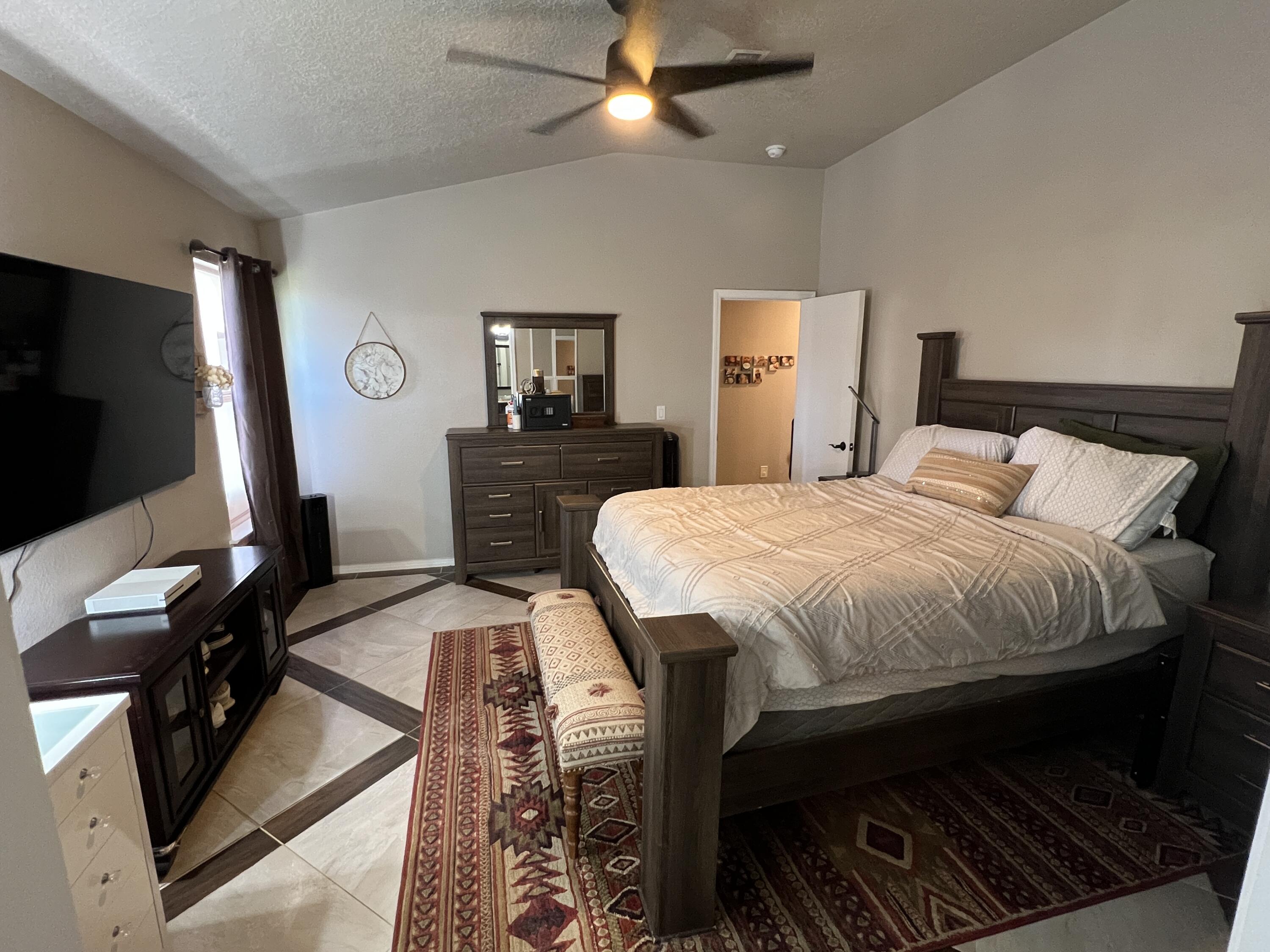 8024 Lyndsi Avenue NW