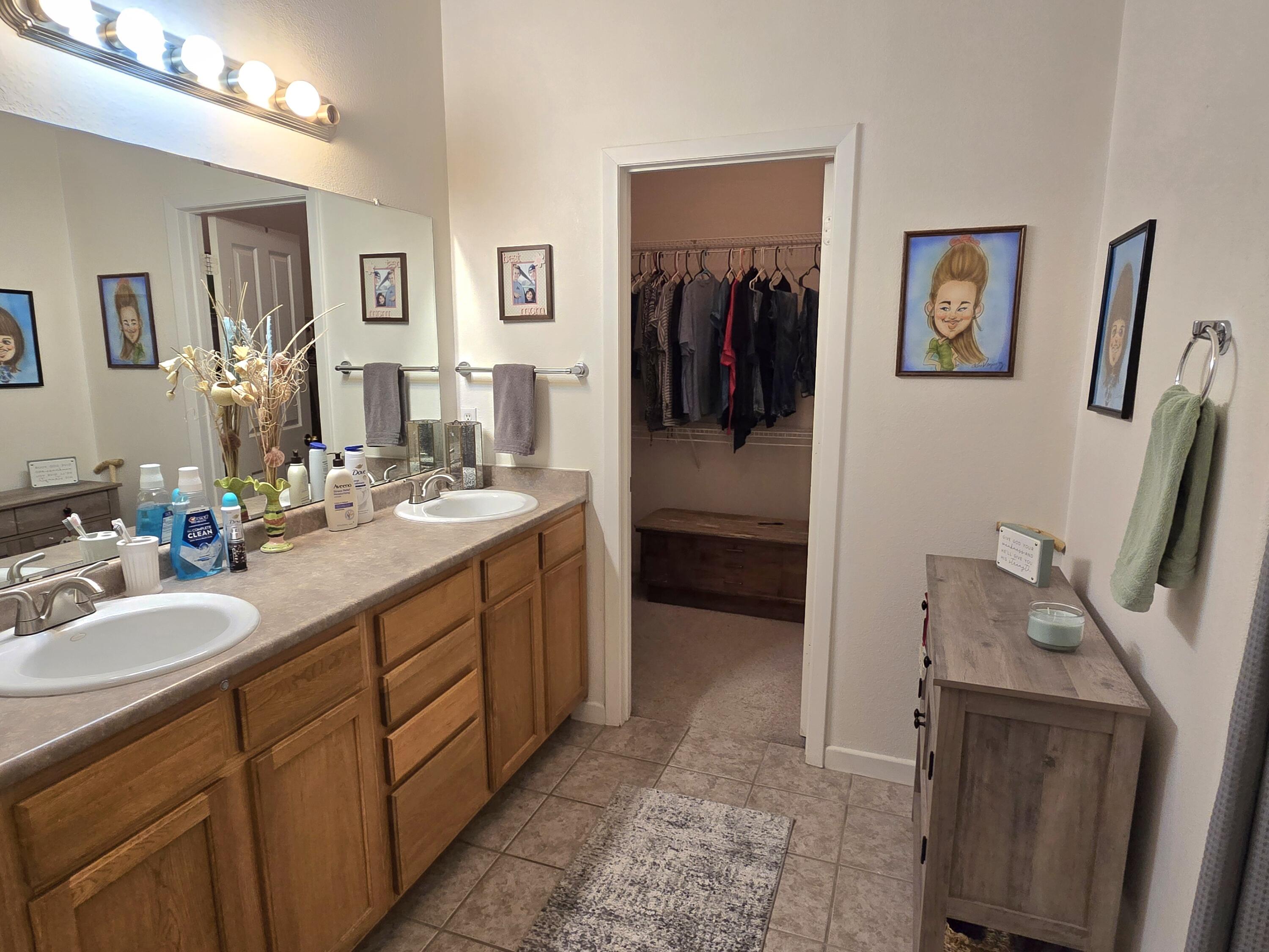 2185 Deer Trail Loop NE