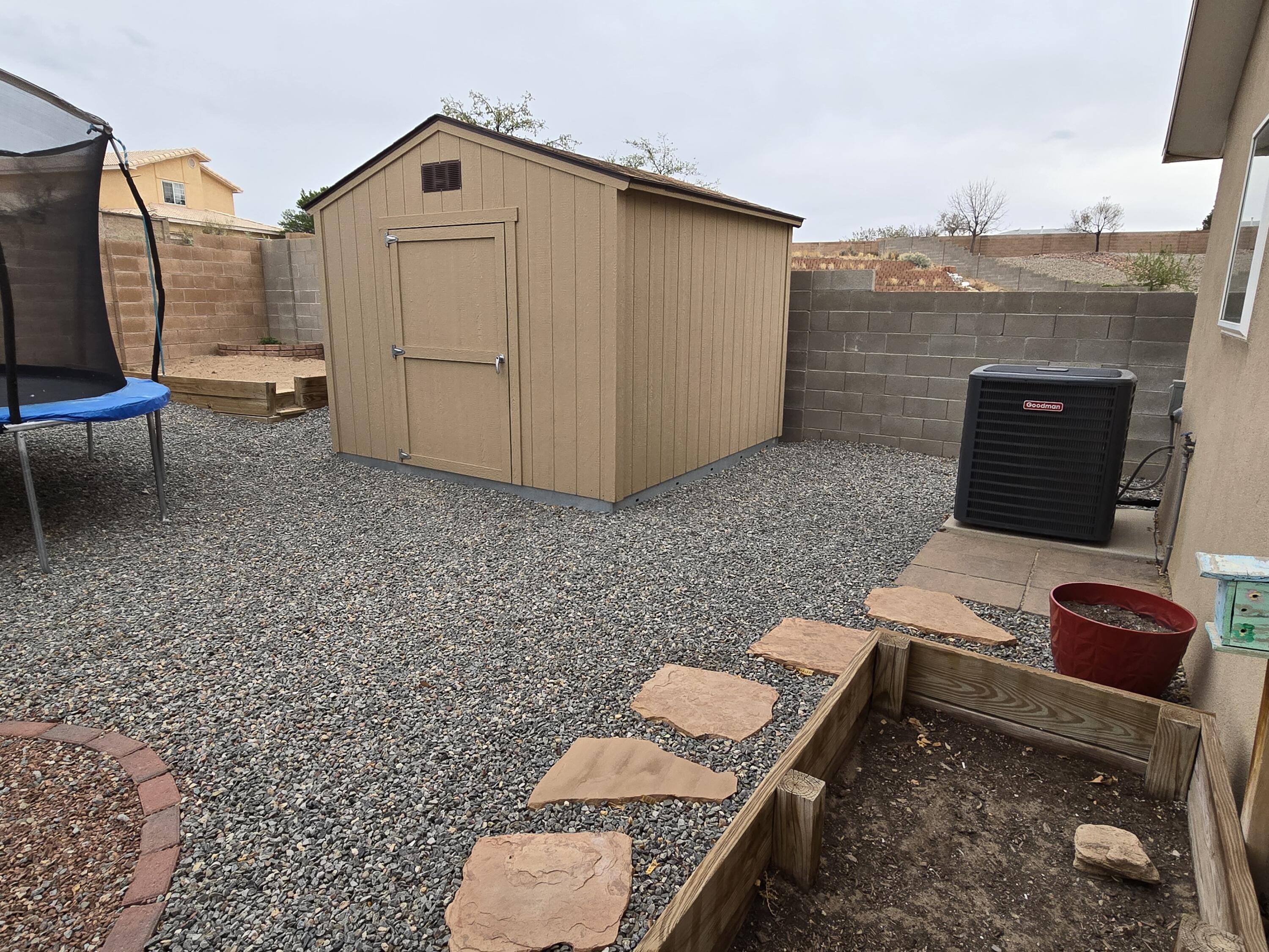 2185 Deer Trail Loop NE