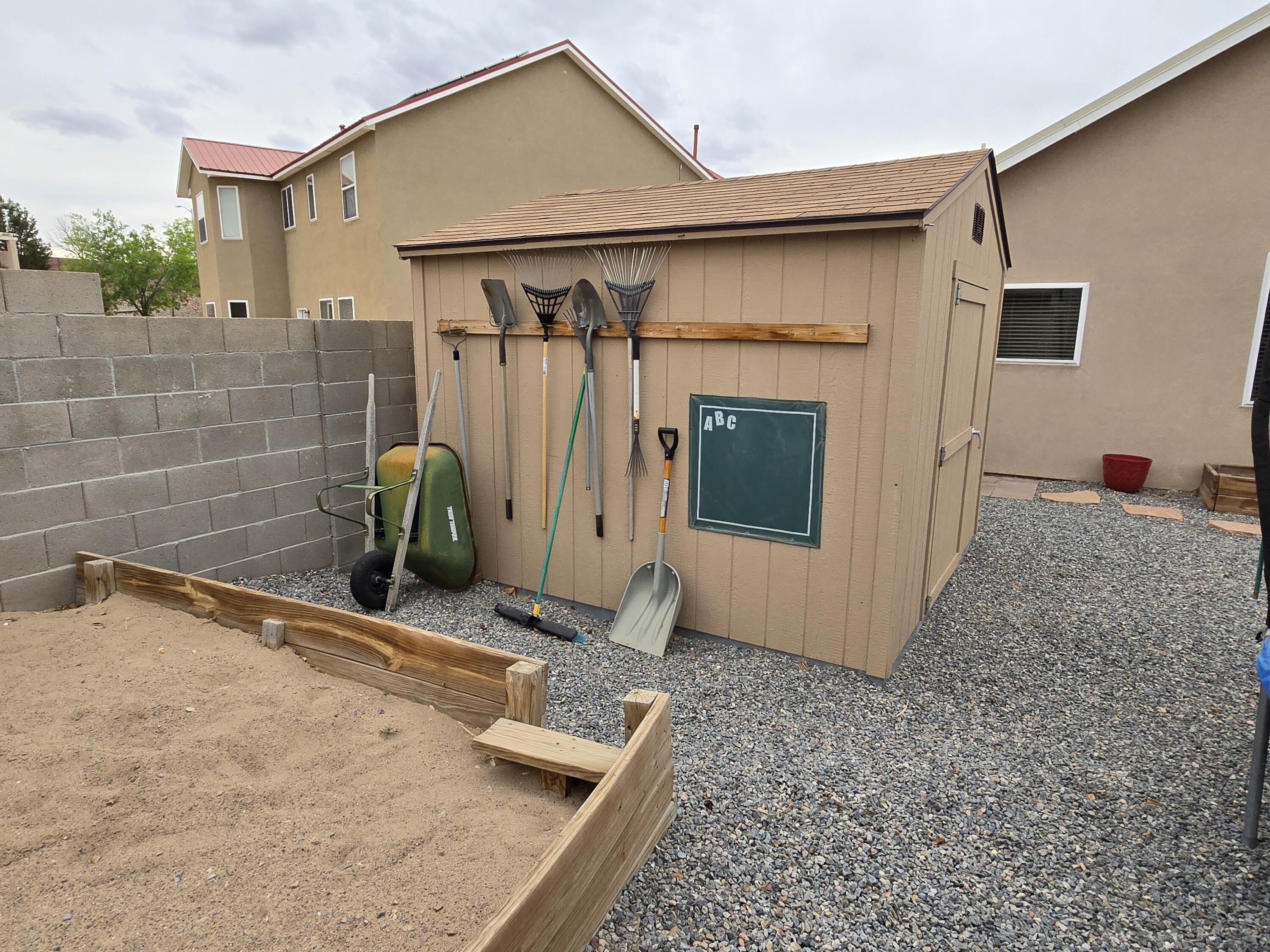 2185 Deer Trail Loop NE