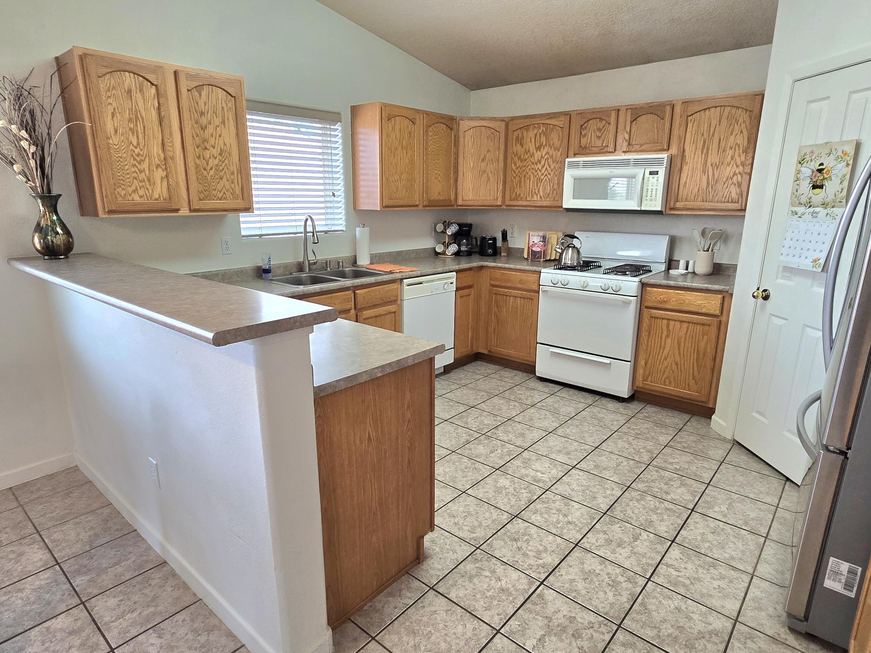 2185 Deer Trail Loop NE