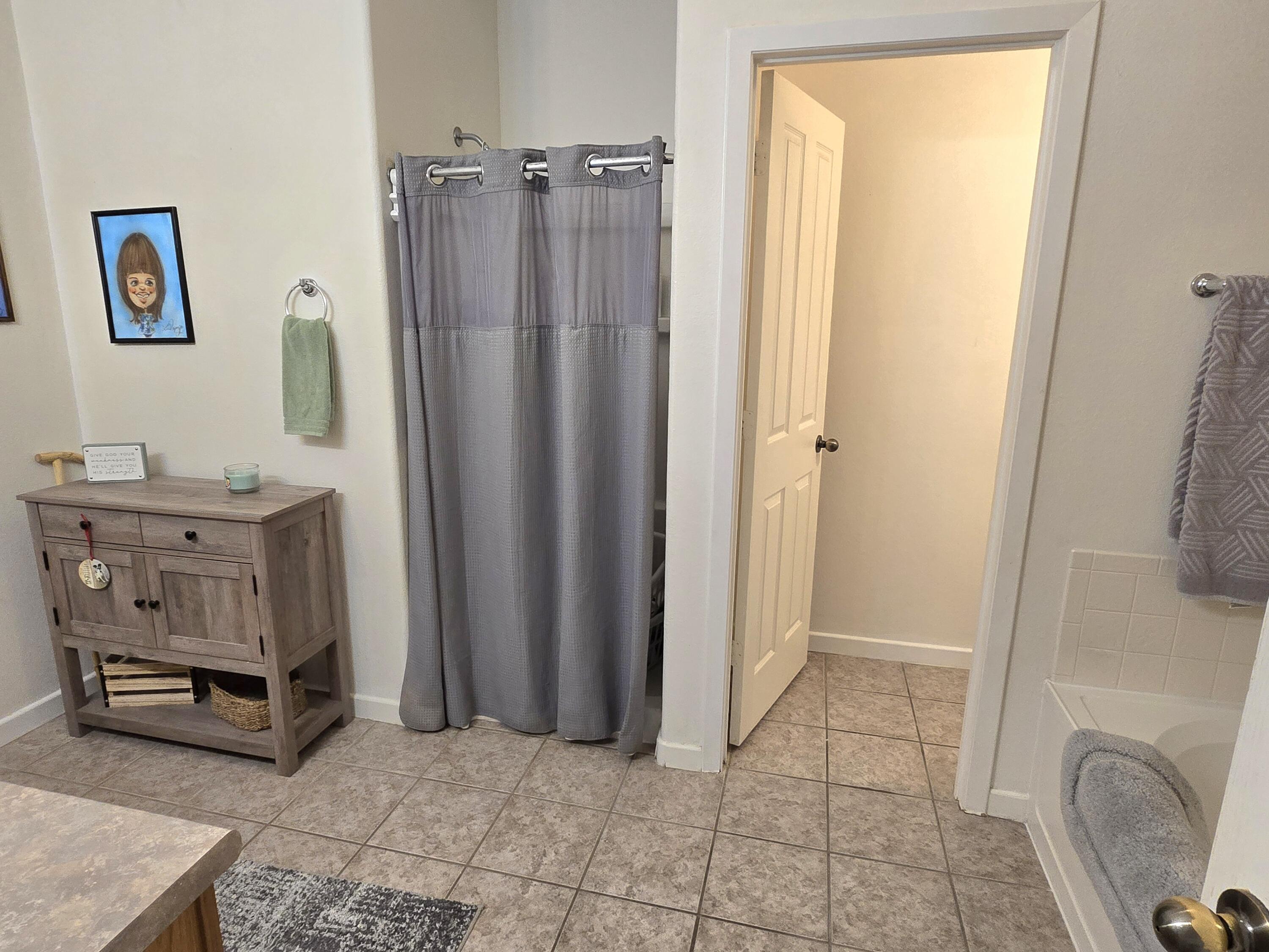 2185 Deer Trail Loop NE