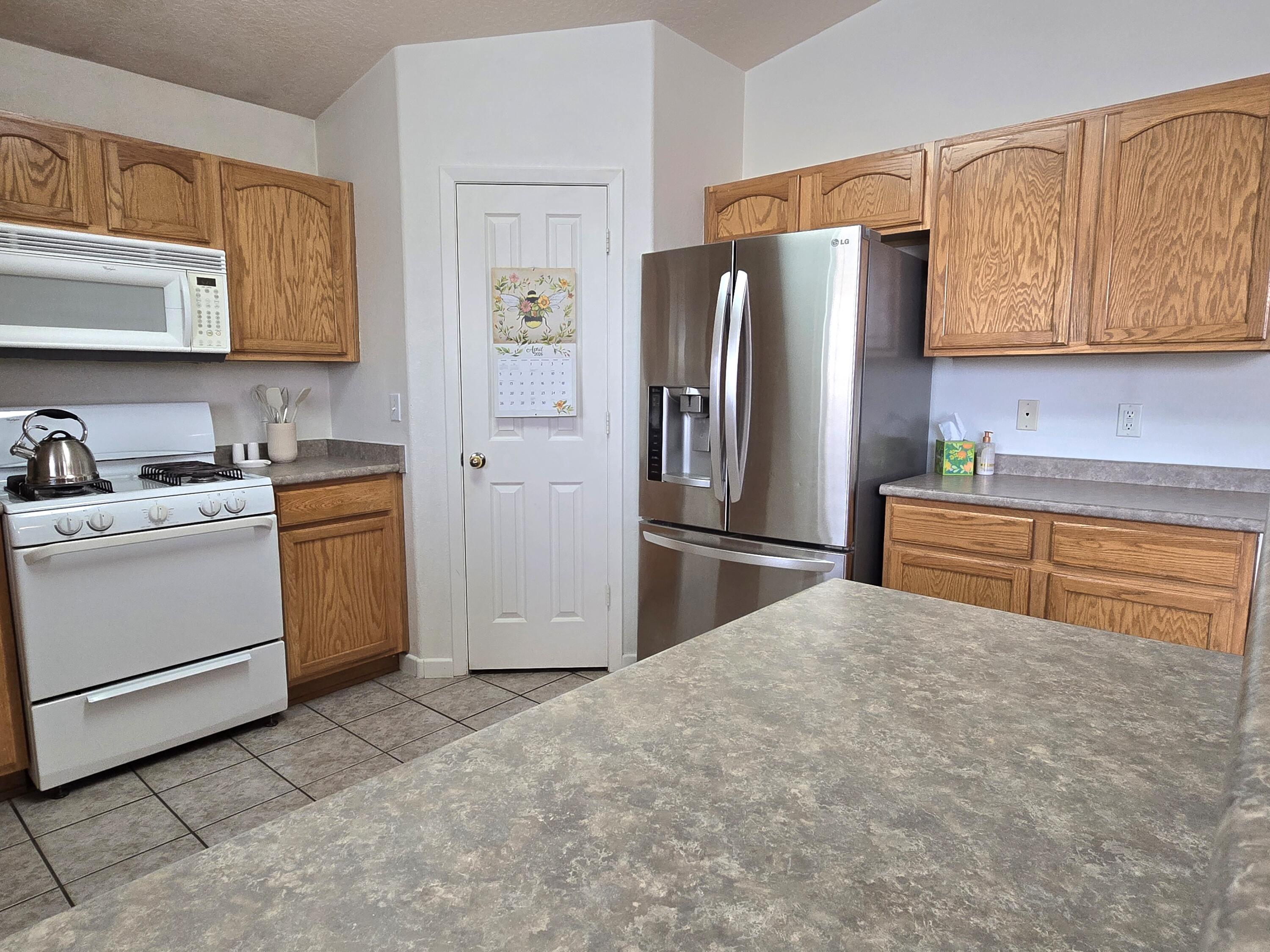 2185 Deer Trail Loop NE