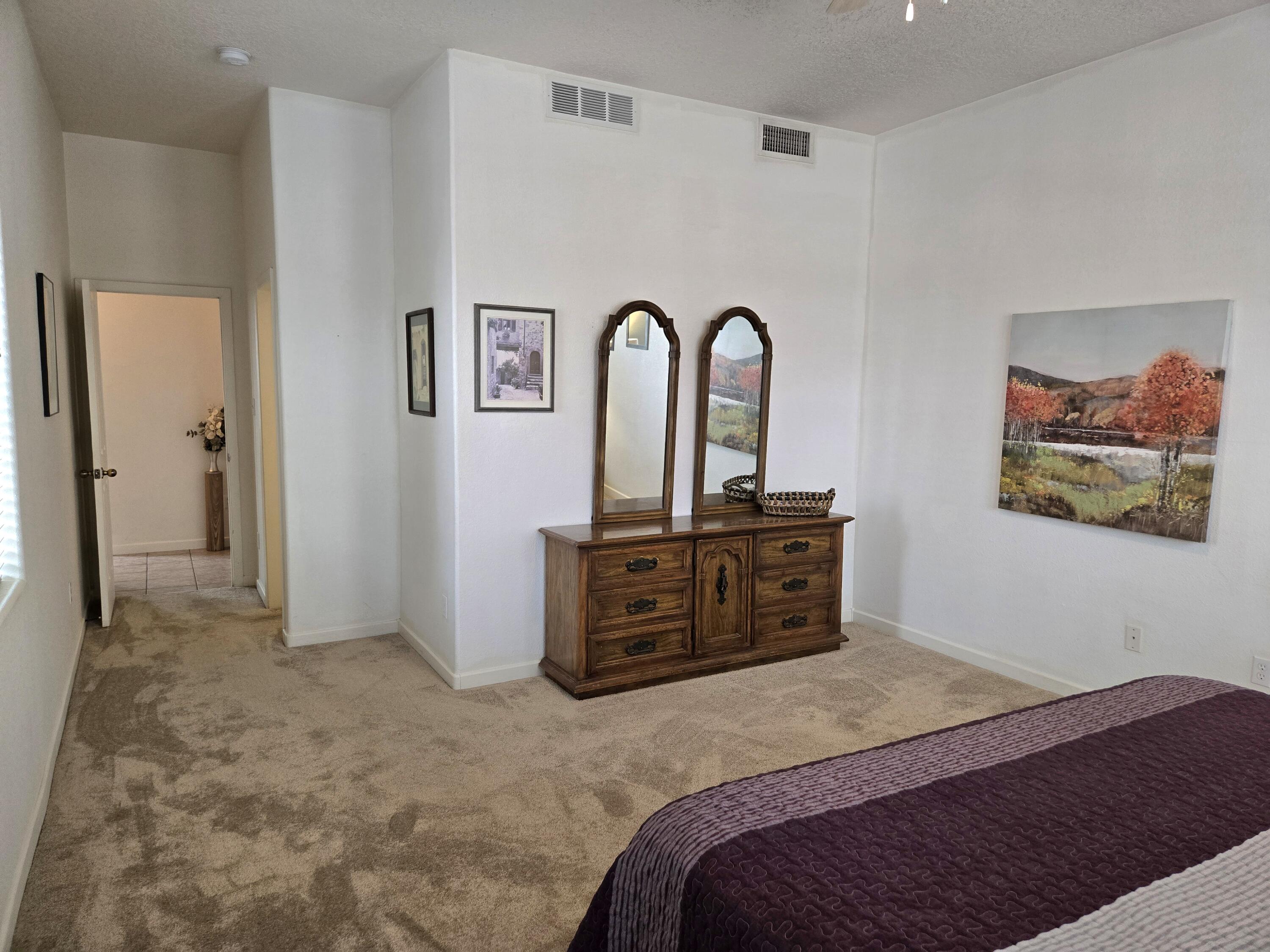 2185 Deer Trail Loop NE