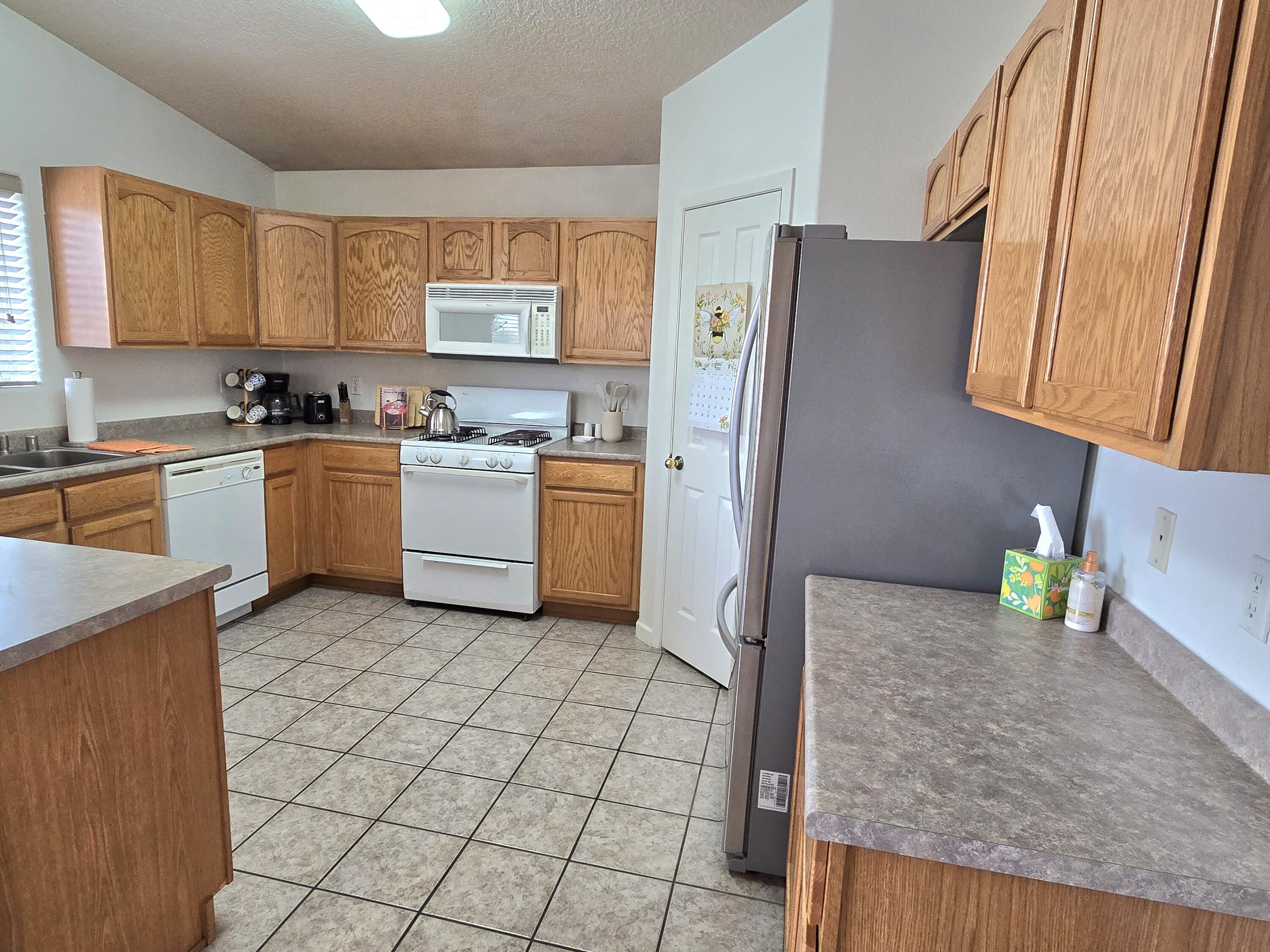 2185 Deer Trail Loop NE