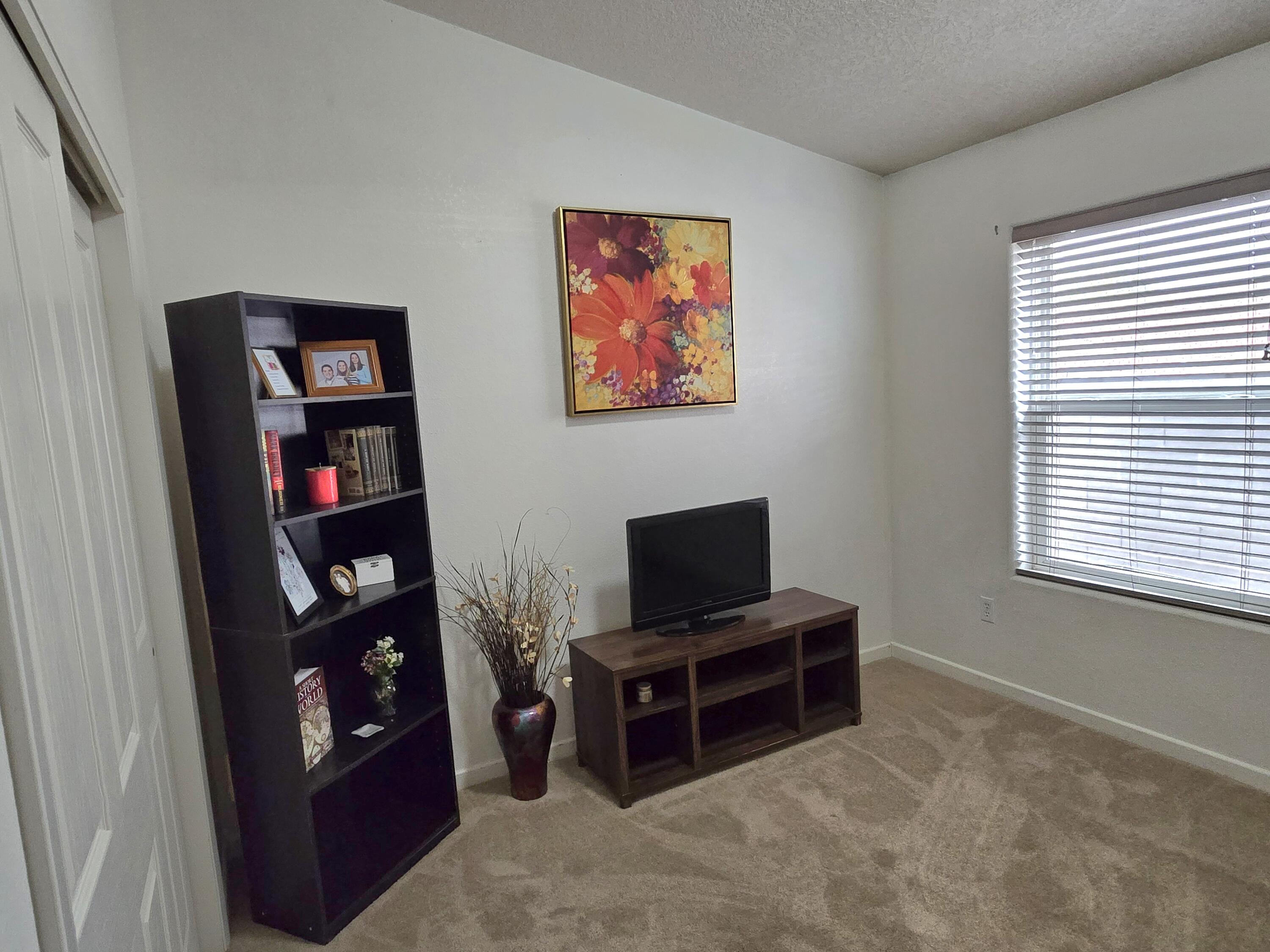 2185 Deer Trail Loop NE