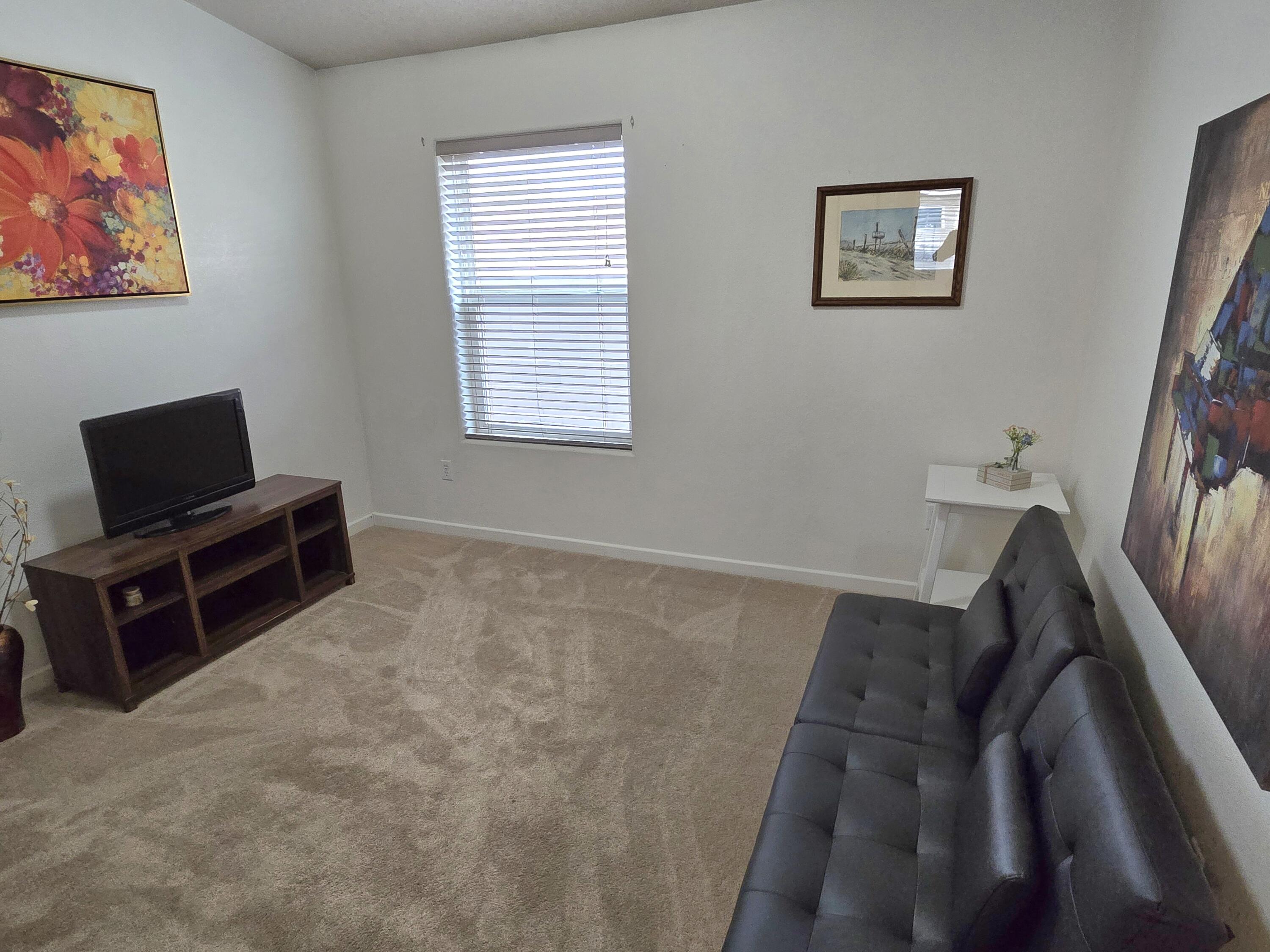 2185 Deer Trail Loop NE