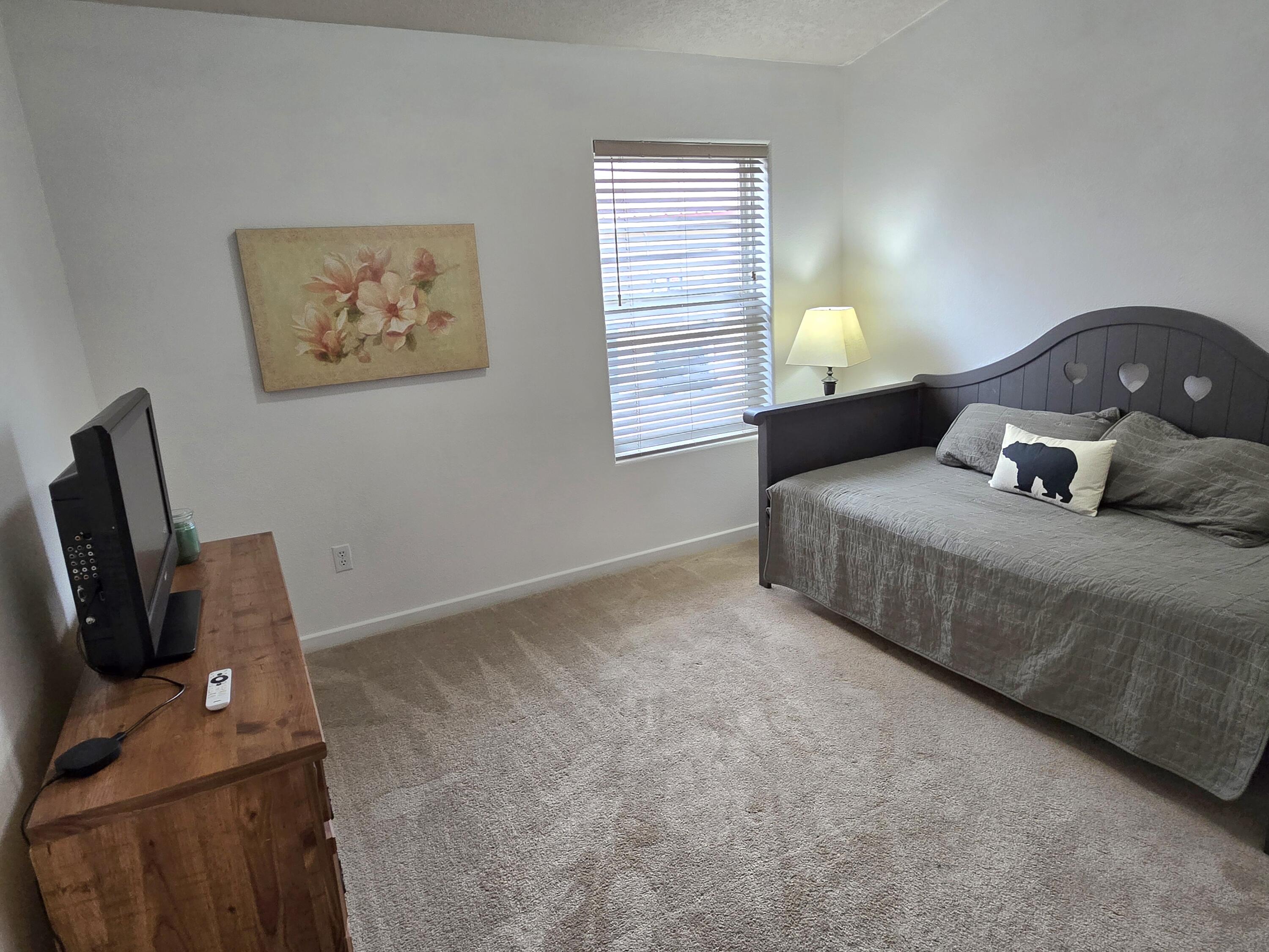 2185 Deer Trail Loop NE