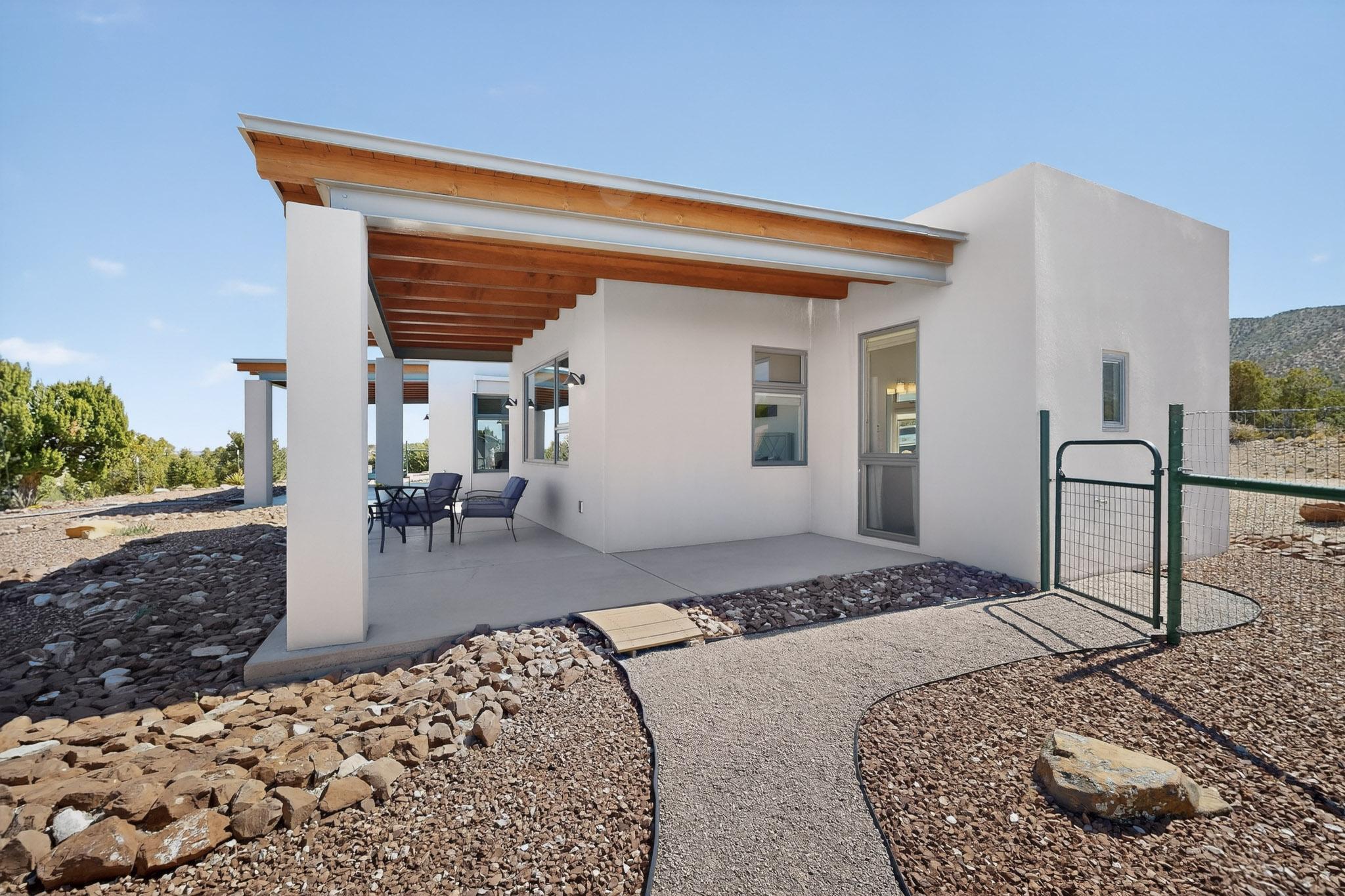122 Victorio Trail