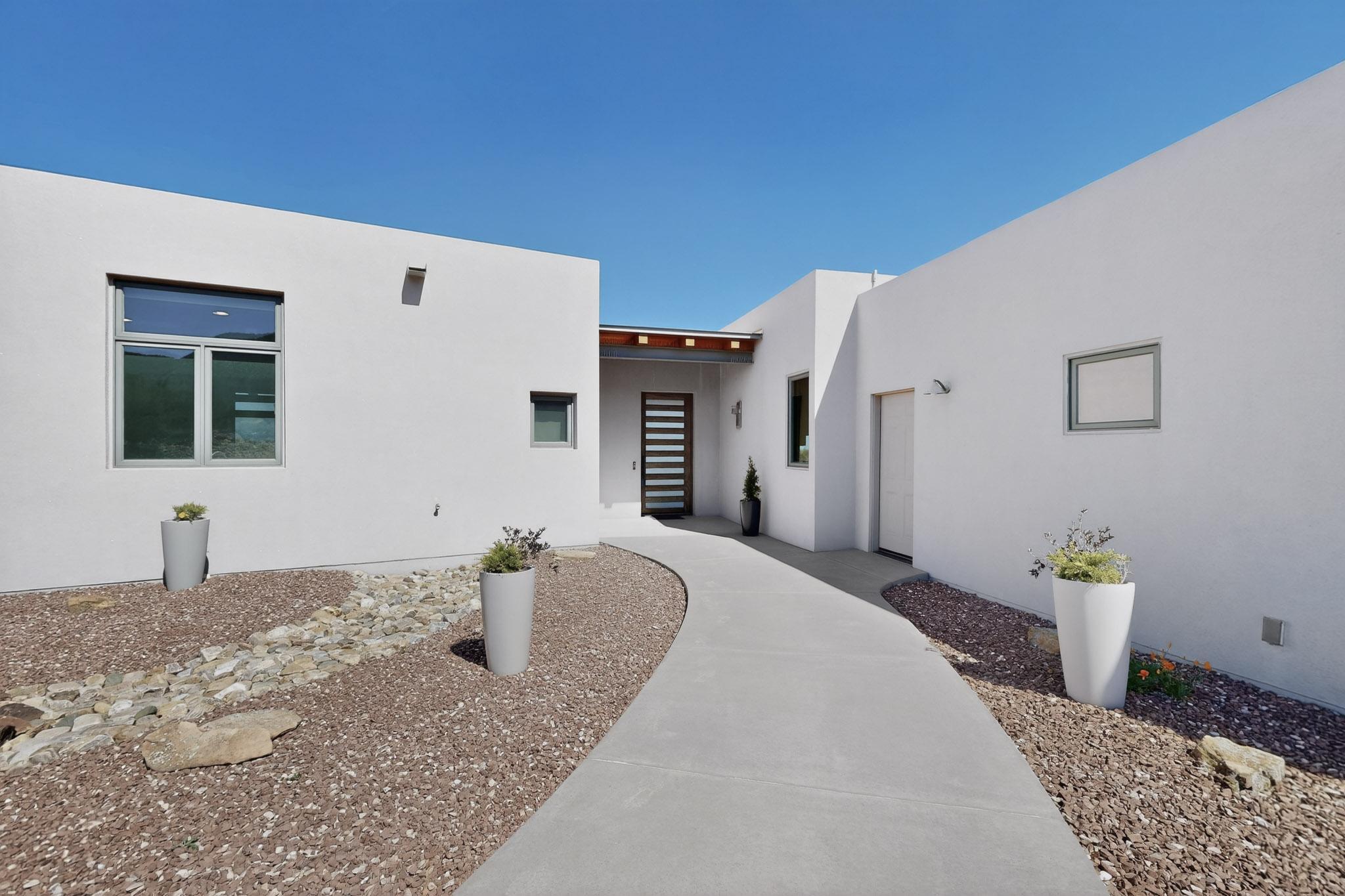 122 Victorio Trail