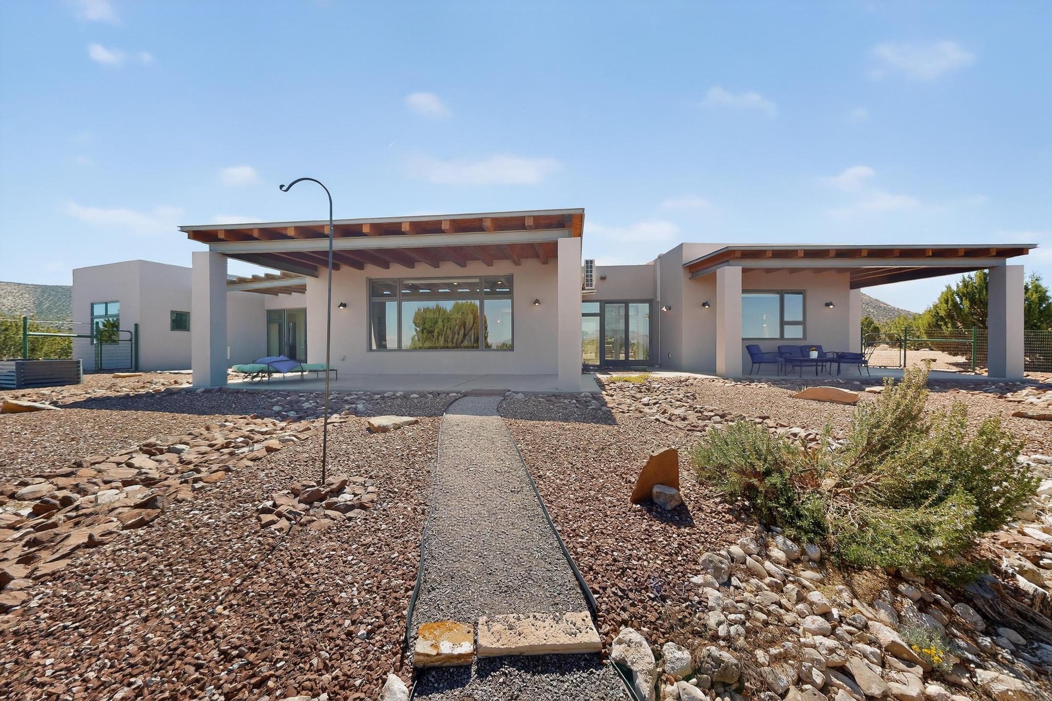 122 Victorio Trail