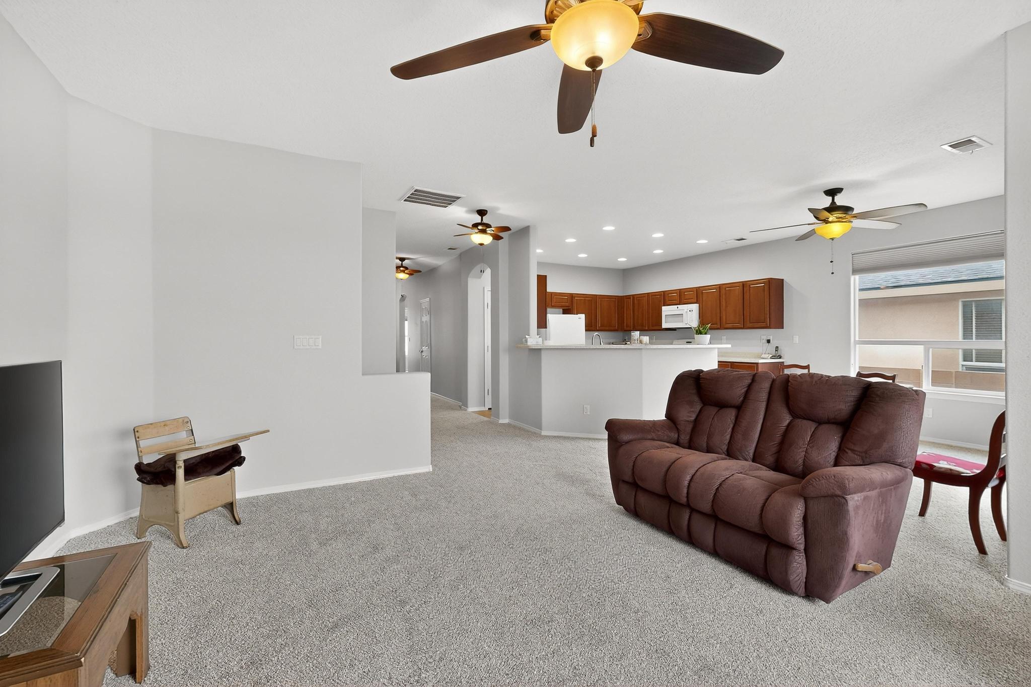 8140 Ventana Azul Avenue NW