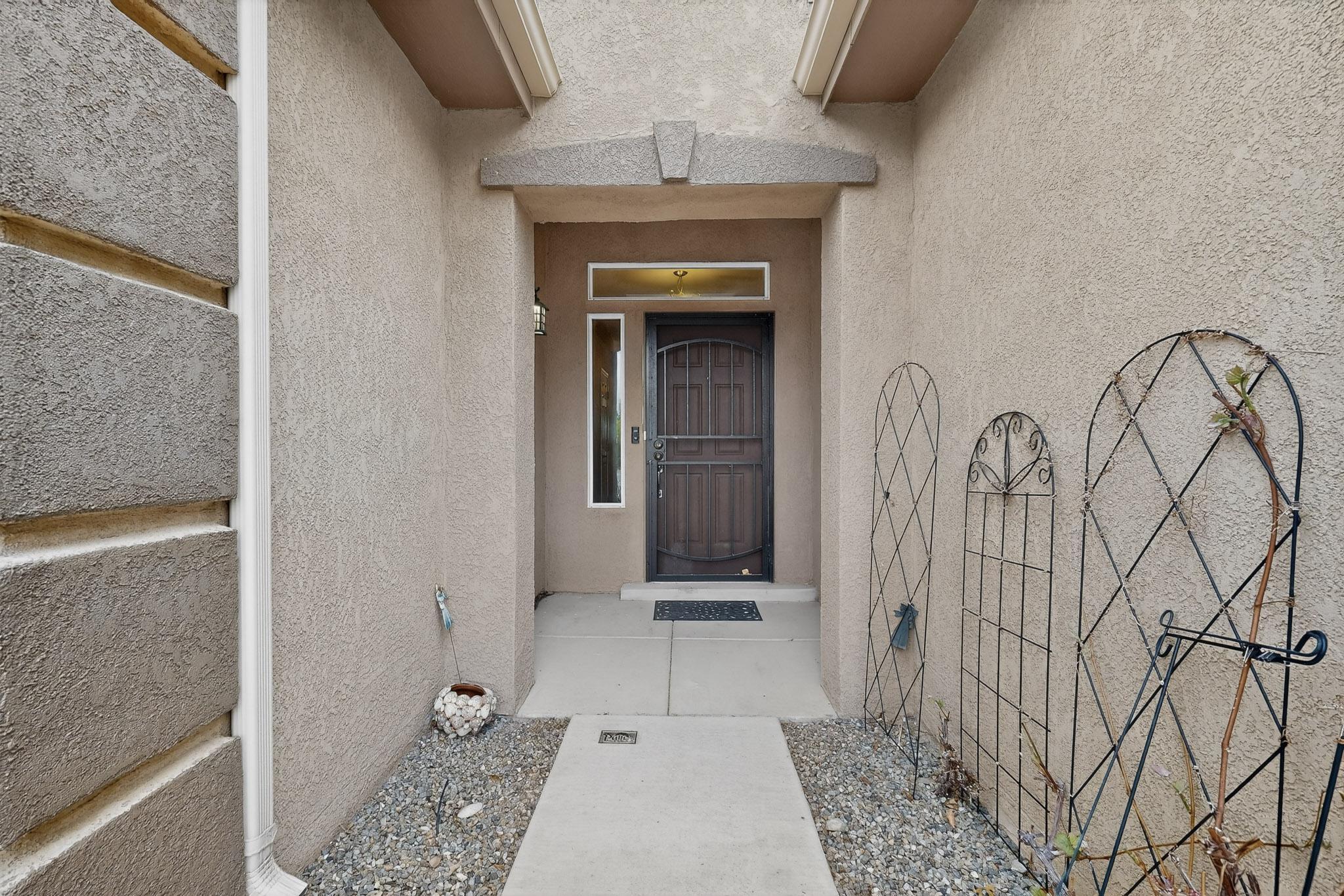 8140 Ventana Azul Avenue NW