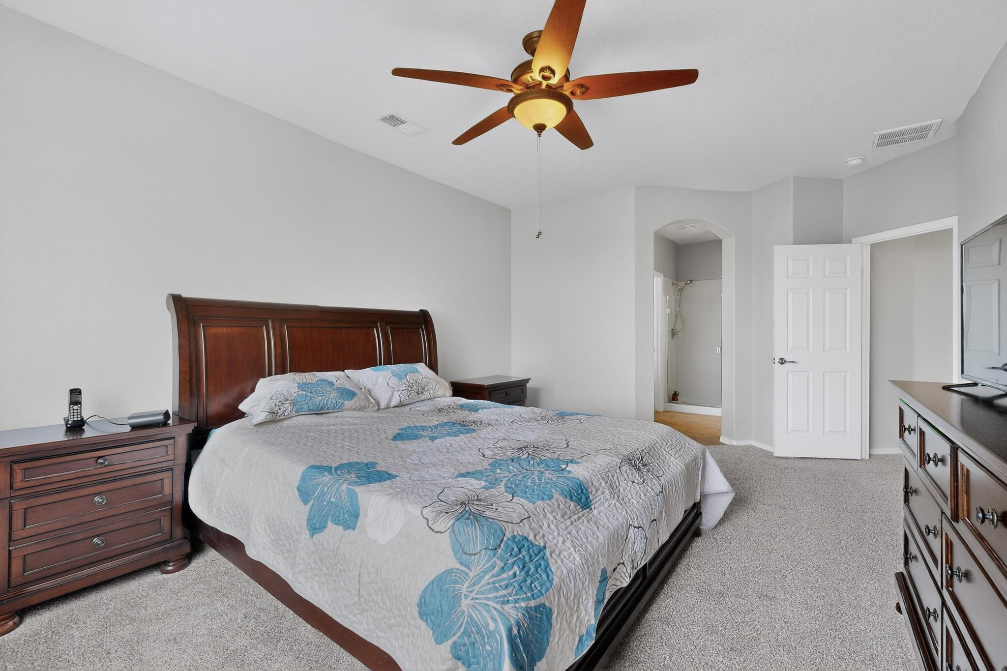 8140 Ventana Azul Avenue NW