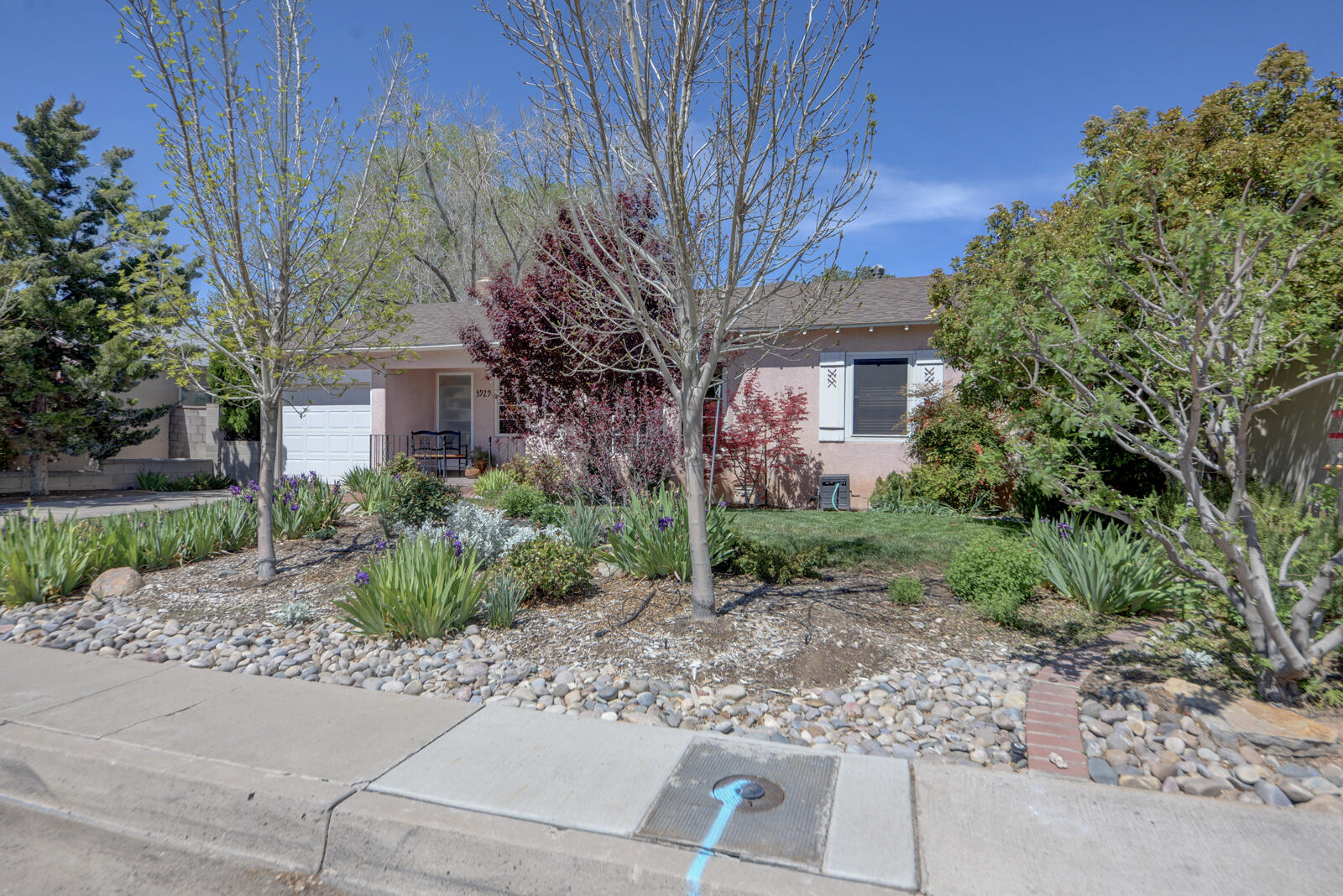 3929 Mesa Verde Avenue NE