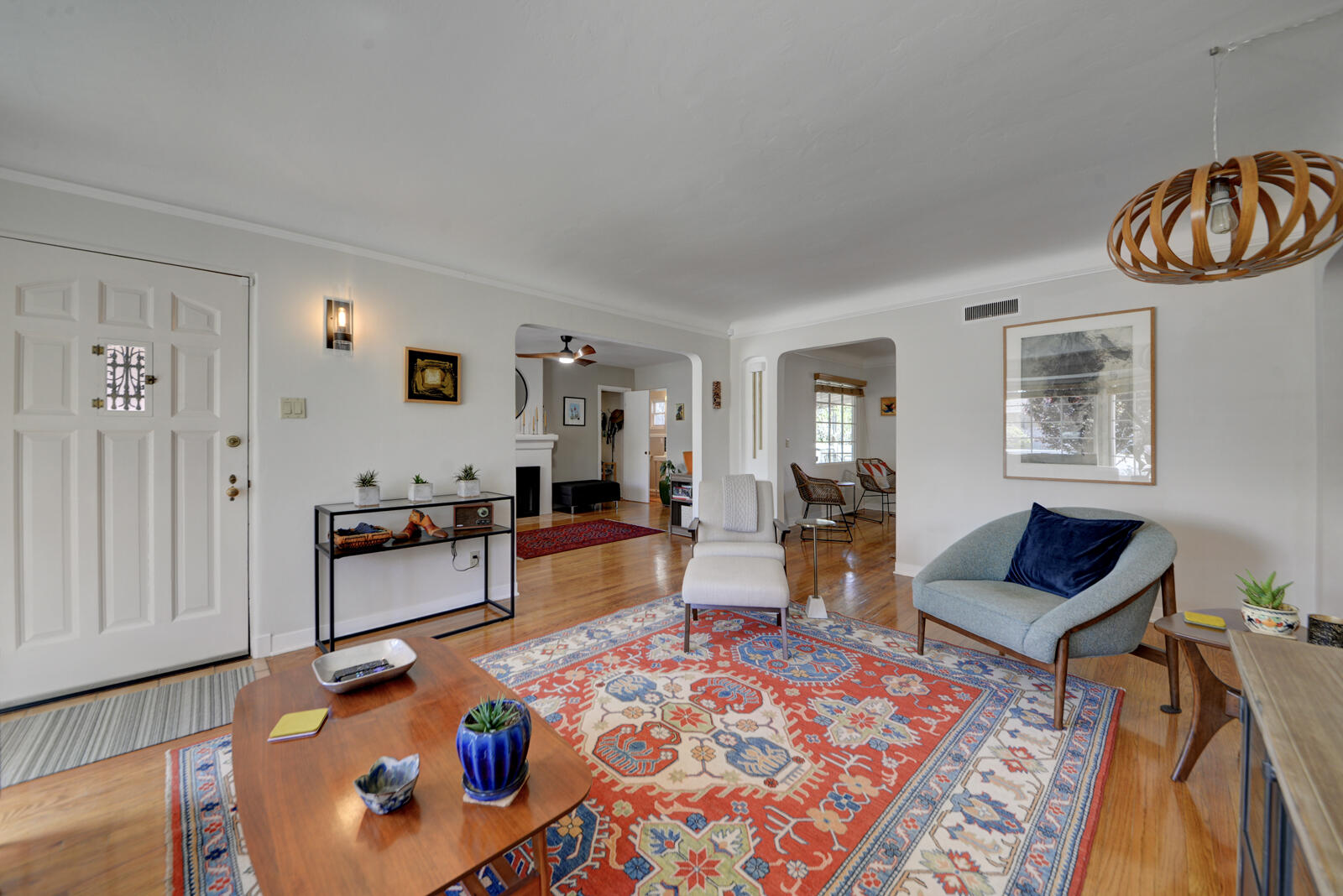 3929 Mesa Verde Avenue NE