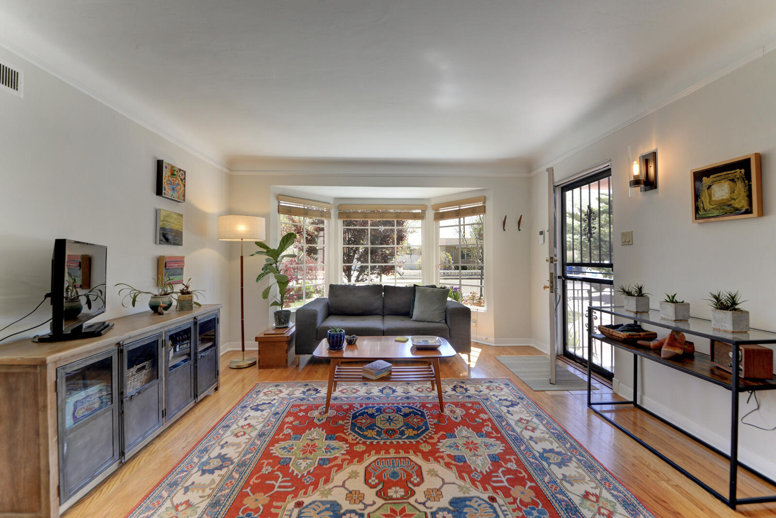 3929 Mesa Verde Avenue NE